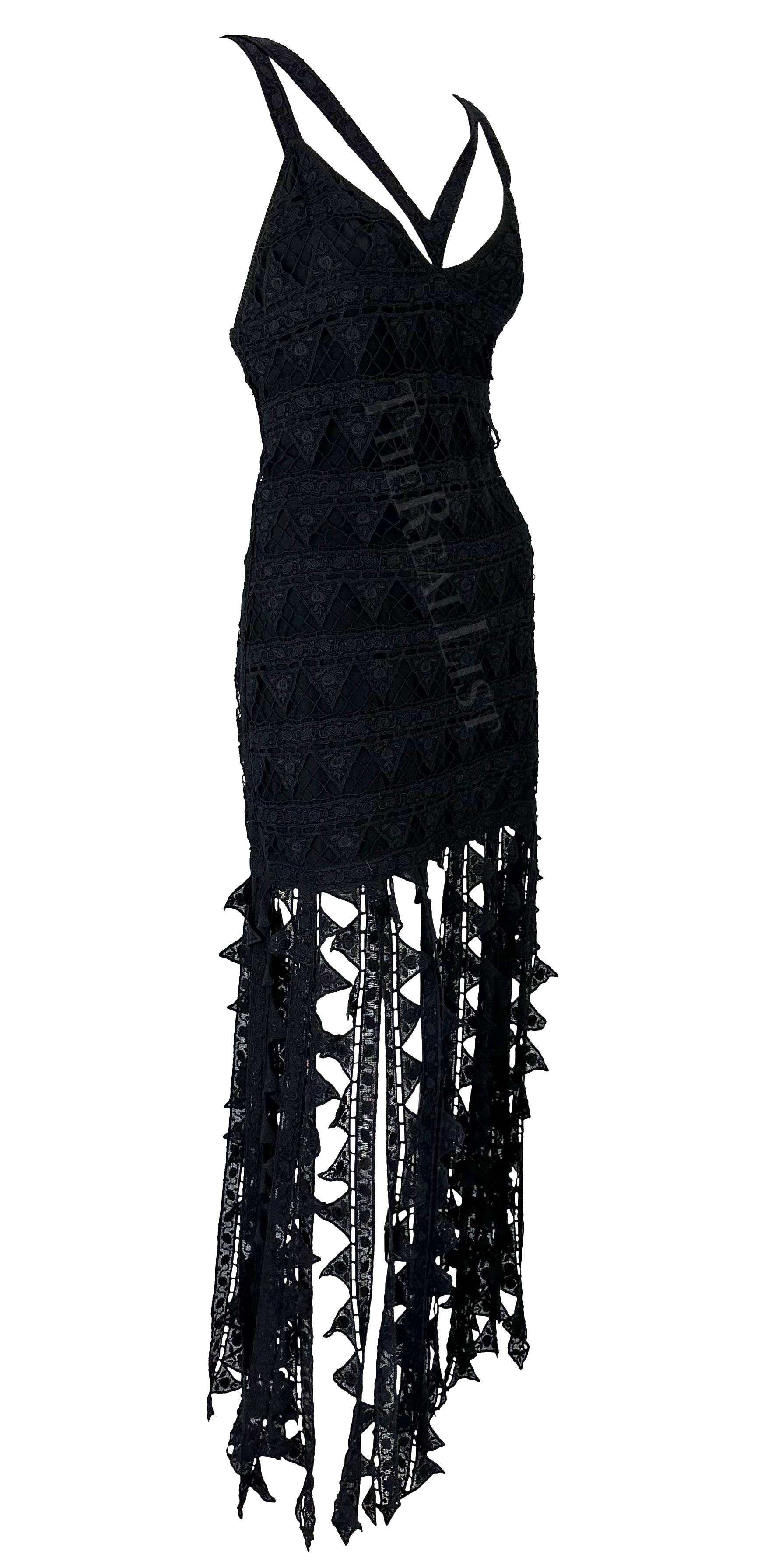 S/S 1993 Chloé by Karl Lagerfeld Runway Black Floral Triangle Lace Dress For Sale 6