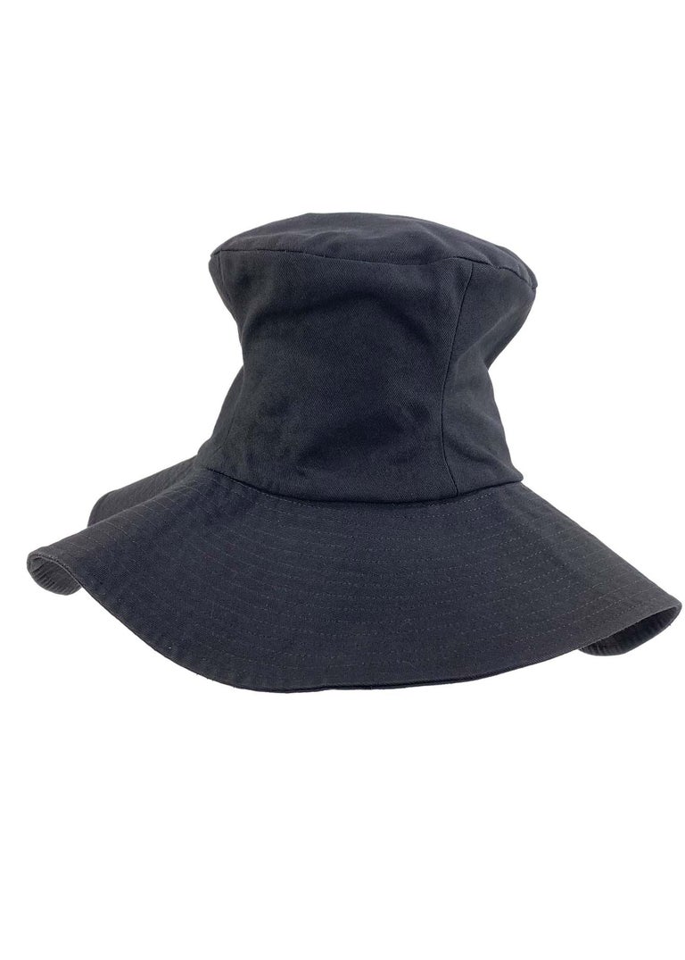 S/S 1993 Dolce & Gabbana Ab Fab Oversized Bucket Hat Runway Boho In Good Condition For Sale In Philadelphia, PA