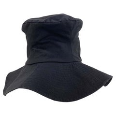 P/E 1993 Dolce & Gabbana Ab Fab Cappello a Secchiello Oversize Runway Boho