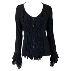 S/S 1993 Gianni Versace Top Negro Bohemio con Volantes y Botones de Pasarela