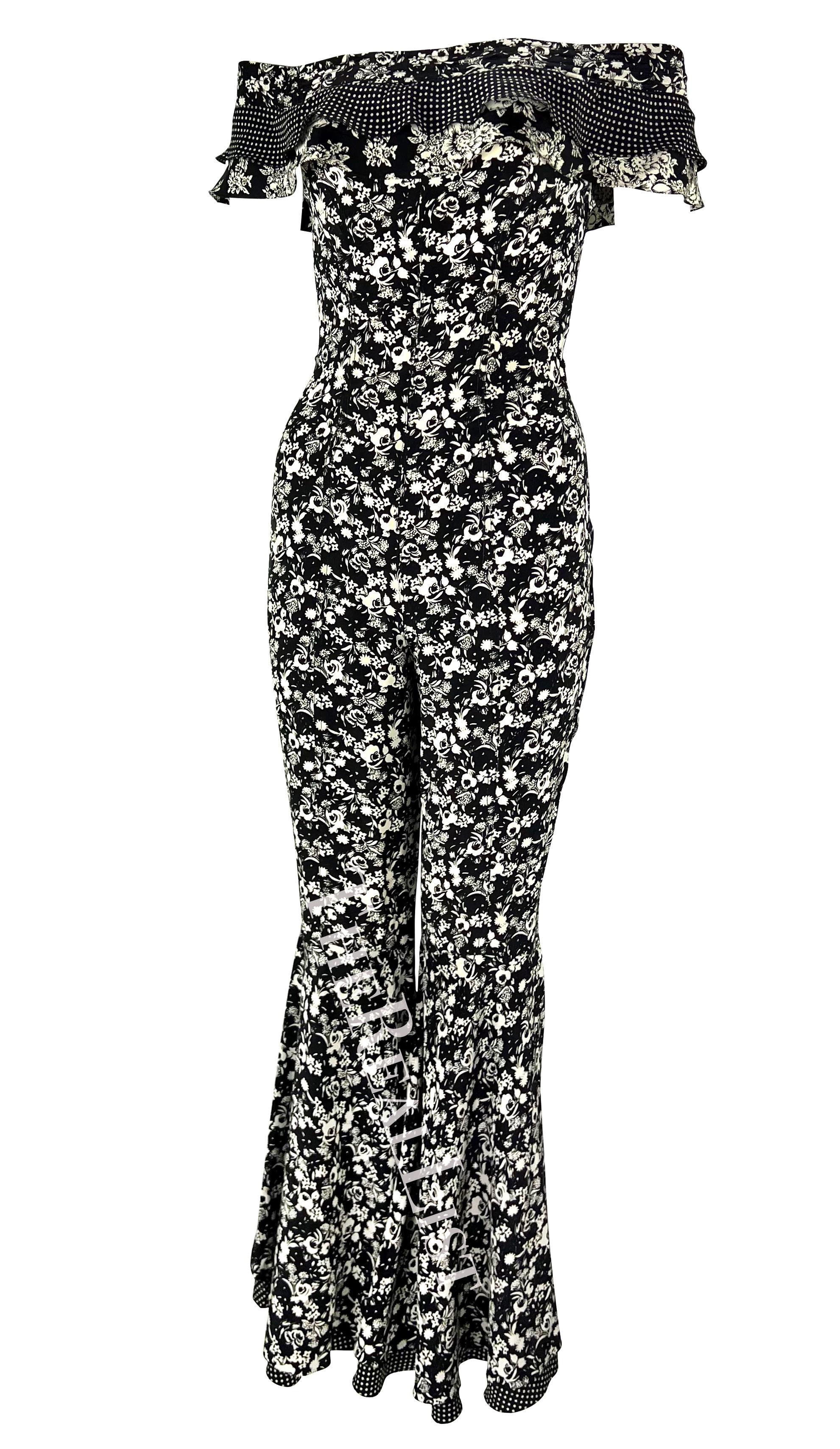 S/S 1993 Gianni Versace Black White Floral Flared Bell-Bottom Catsuit In Good Condition For Sale In West Hollywood, CA