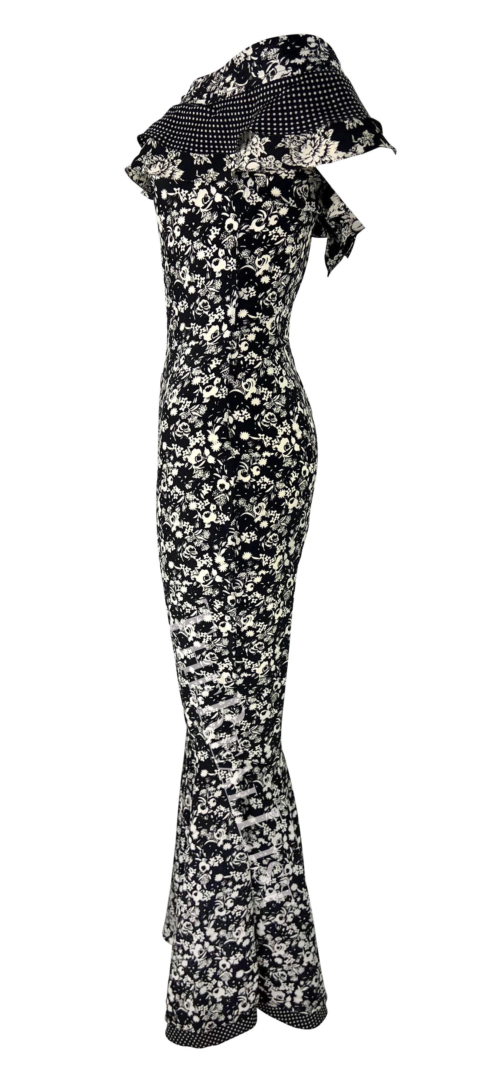 F/S 1993 Gianni Versace Schwarz-Weißer, geblümter Catsuit mit Glockenaufsatz im Angebot 1