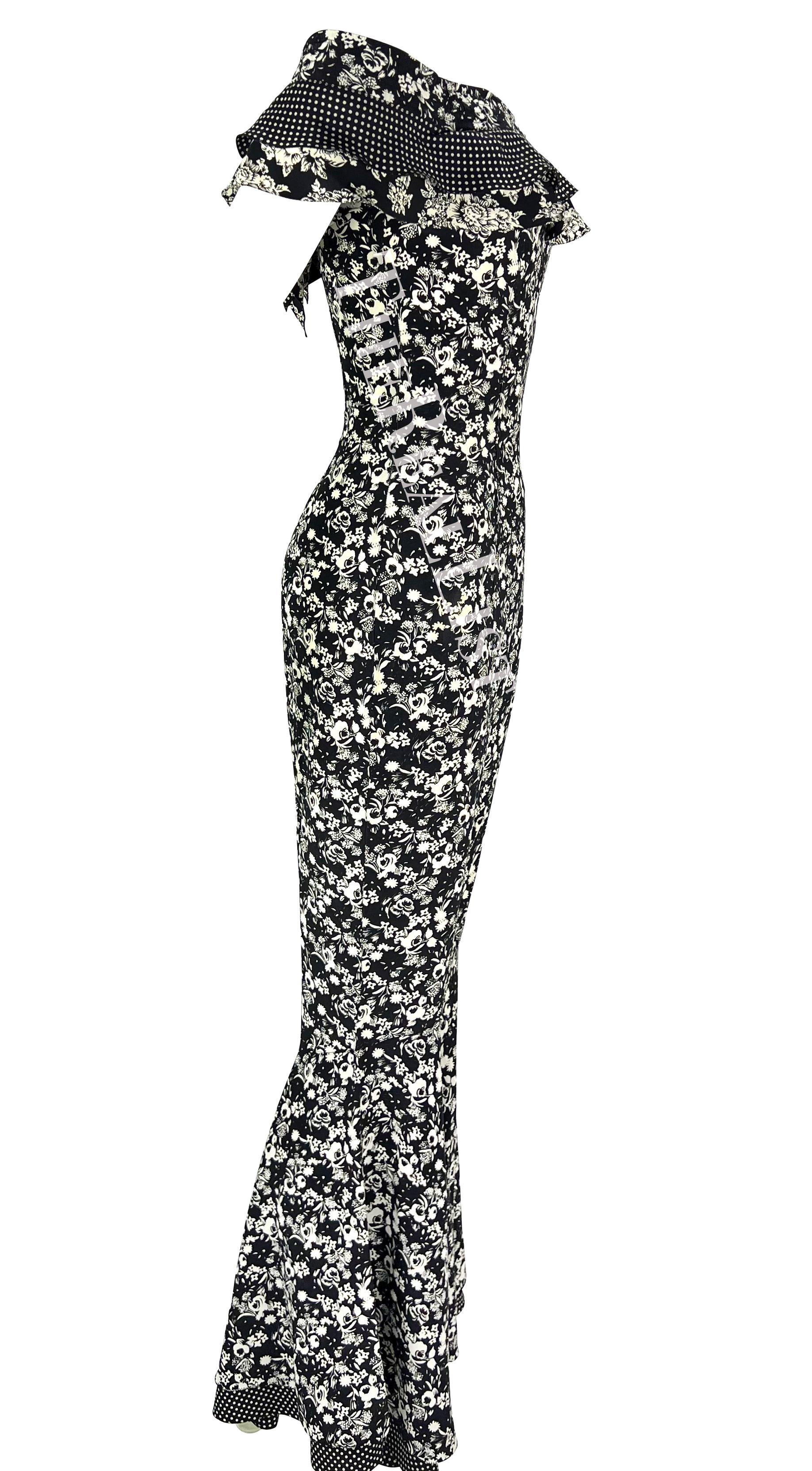 S/S 1993 Gianni Versace Black White Floral Flared Bell-Bottom Catsuit For Sale 2