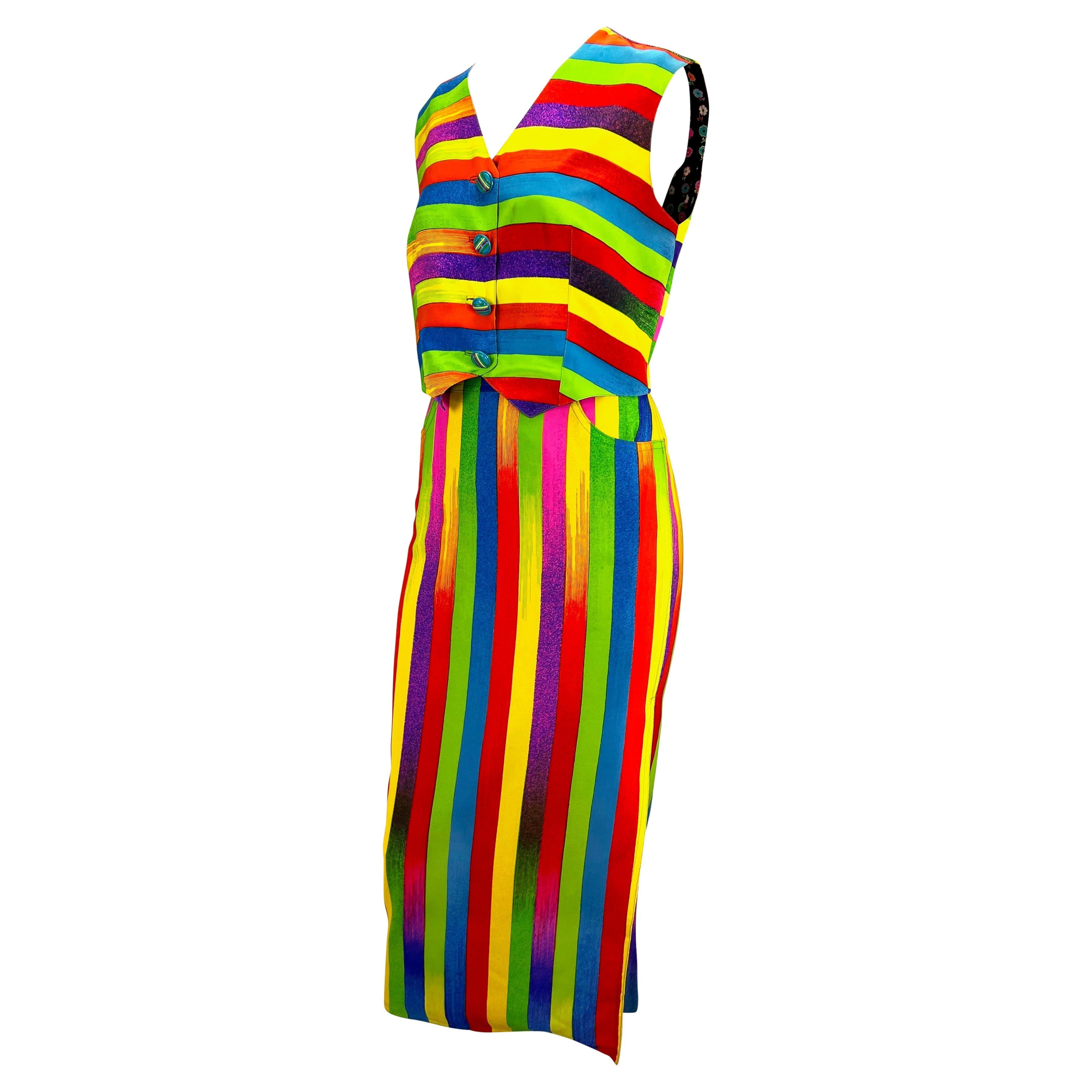 Jaune S/S 1993 Gianni Versace Couture Runway Ad Campaign Striped Silk Skirt Vest Set en vente