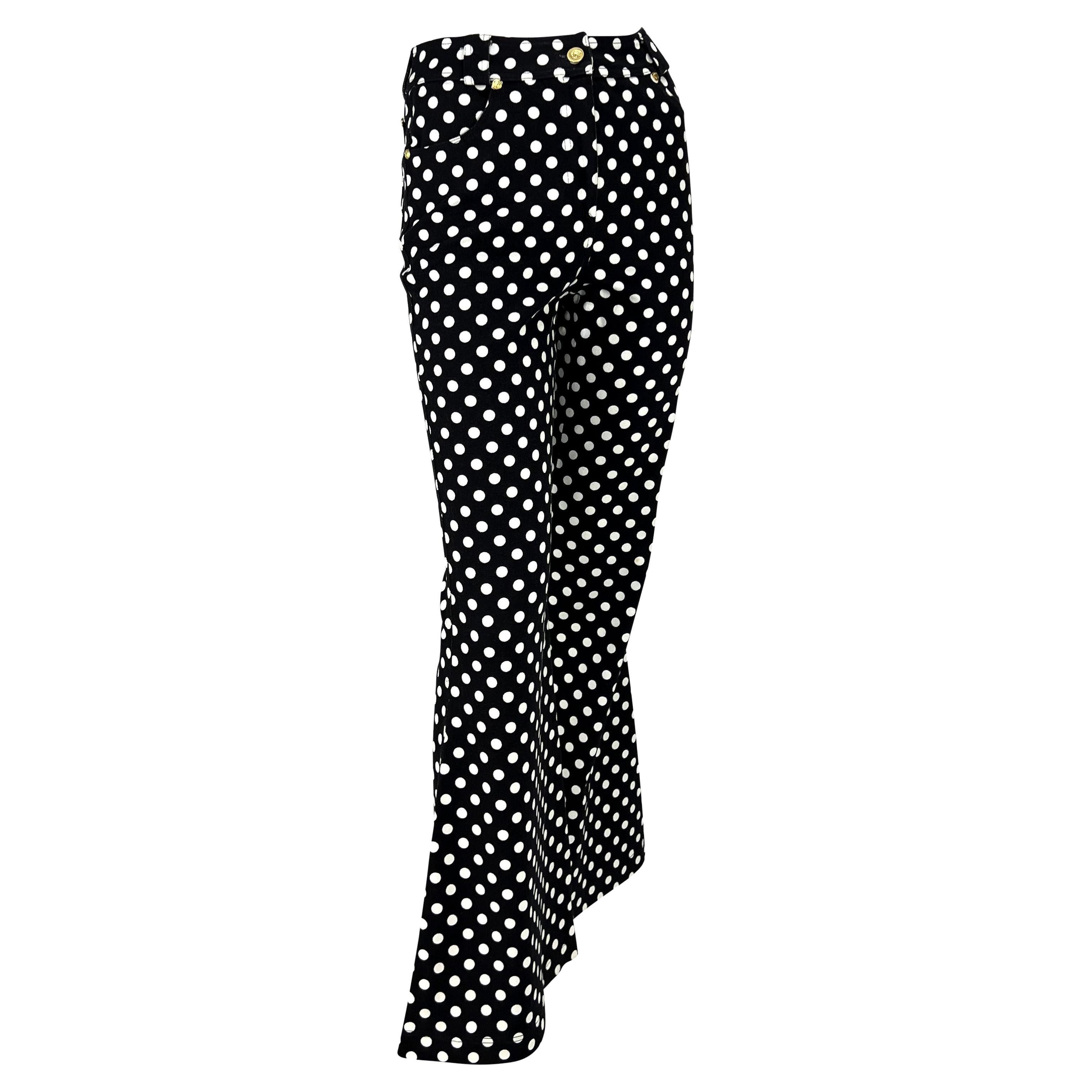 P/E 1993: Gianni Versace Couture - Jeans neri a pois con fondo a campana in vendita 5