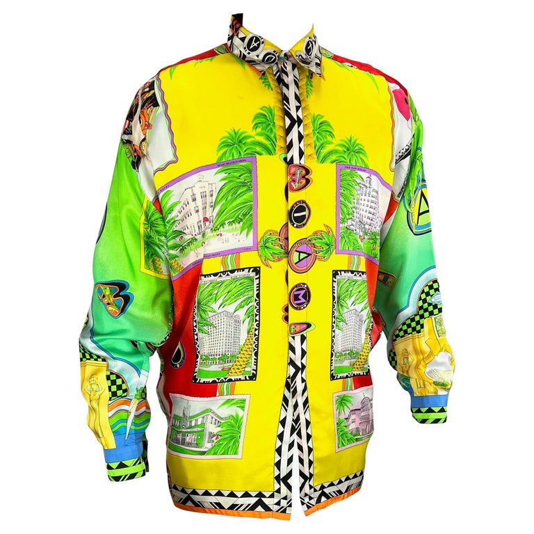 S/S 1993 Gianni Versace Miami Beach Print Silk Men's Button Down Shirt For Sale 1