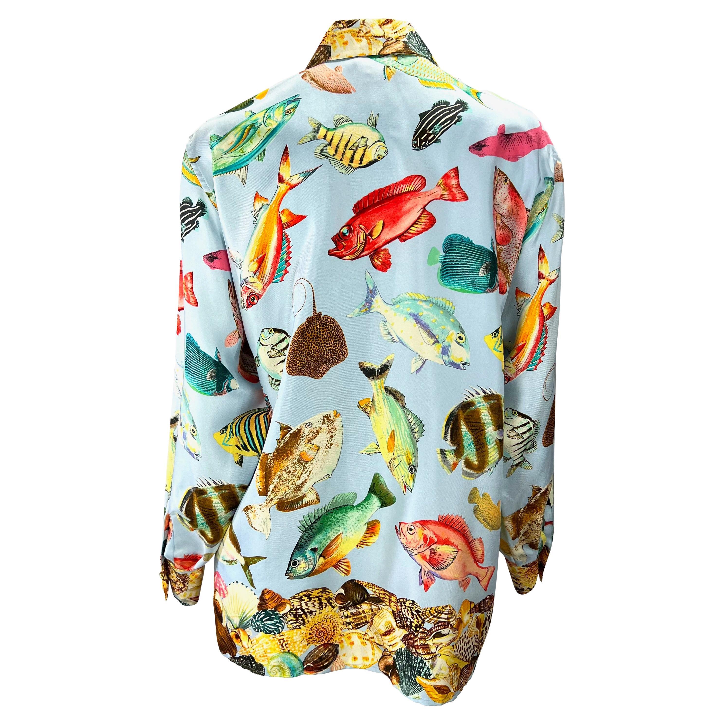 S/S 1992 Gucci Runway Ad Blue Sea Life Fish Print GG Logo Button Up Blouse In Good Condition For Sale In West Hollywood, CA