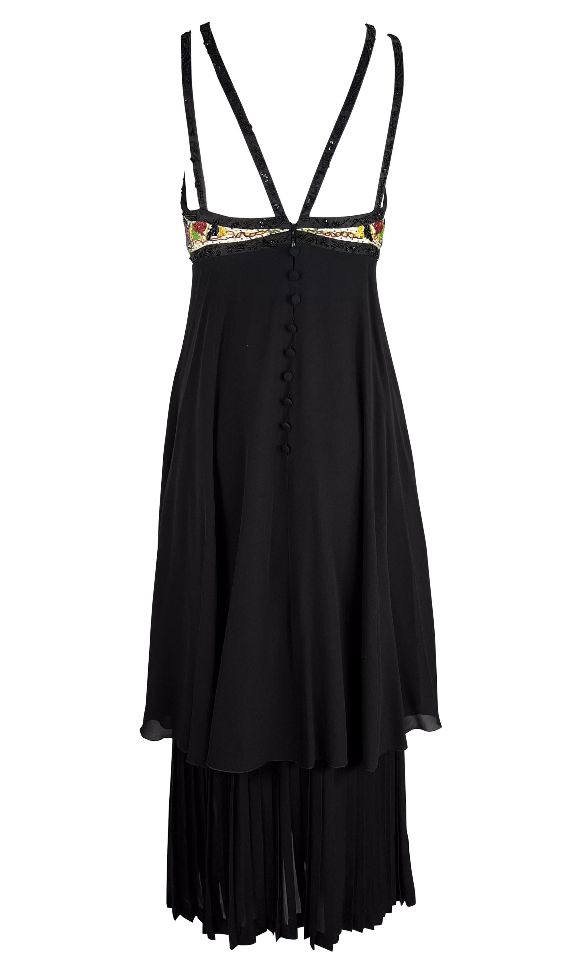 S/S 1993 Karl Lagerfeld Laufsteg Schwarzes, gestuftes Chiffonkleid mit mehrfarbigen, perlenbesetzten Trägern im Angebot 2