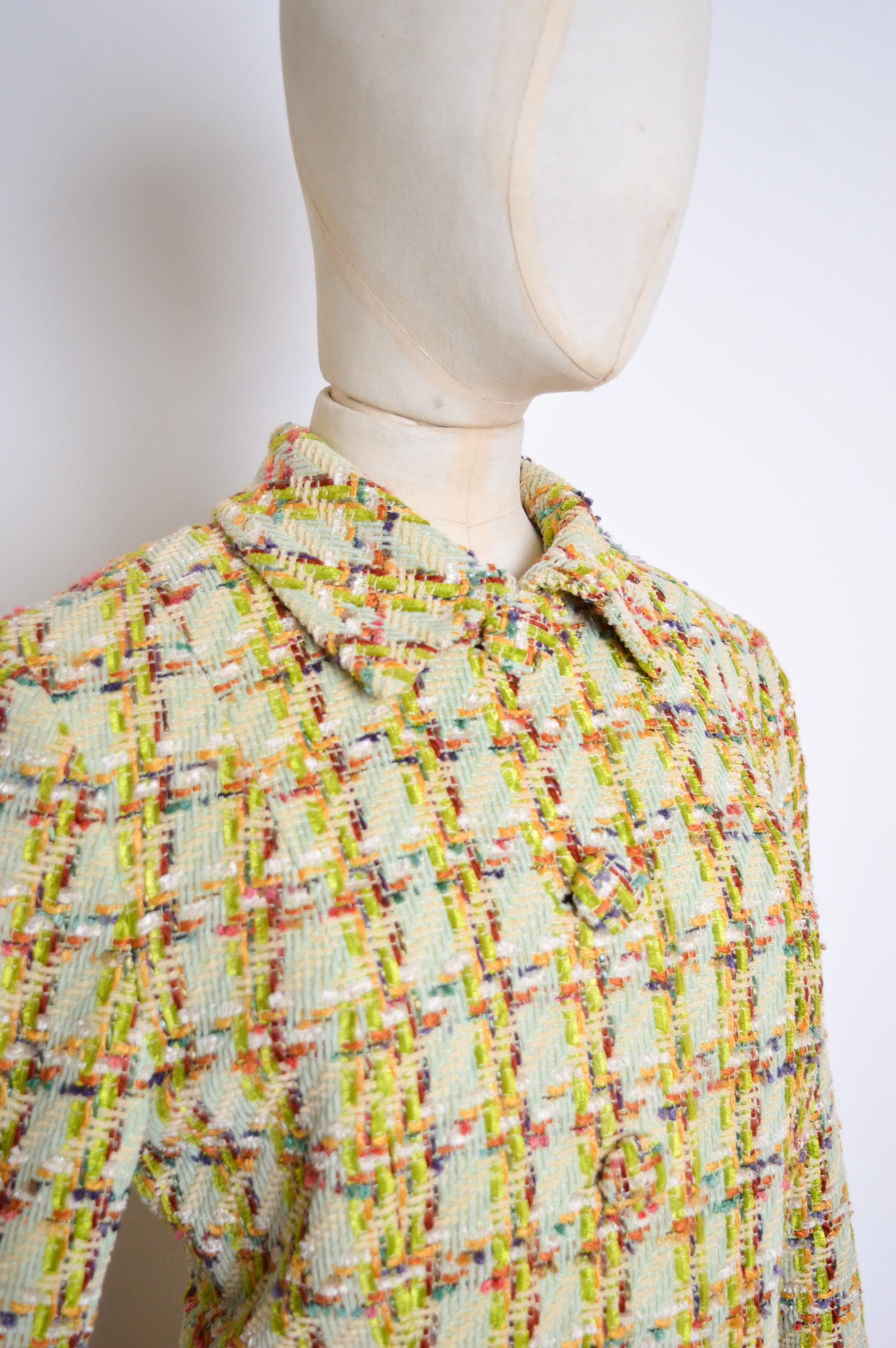 S/S 1993 ROCHAS Jewel Tone Lime Green Tweed Boucle Jacket & Skirt Matching Set For Sale 8