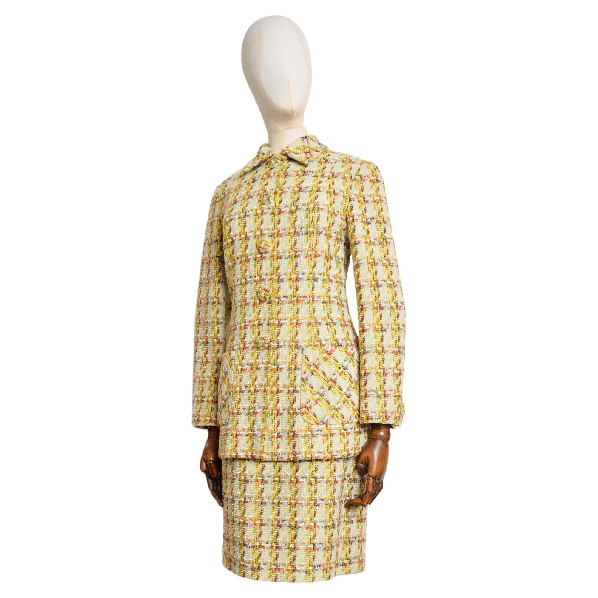 S/S 1993 ROCHAS Jewel Tone Lime Green Tweed Boucle Jacket & Skirt Matching Set For Sale
