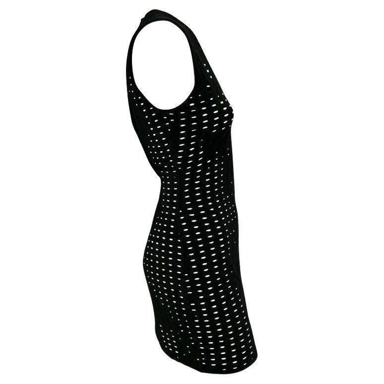 Robe sans manches à œillets extensibles noire Gianni Versace Couture S 1994 1