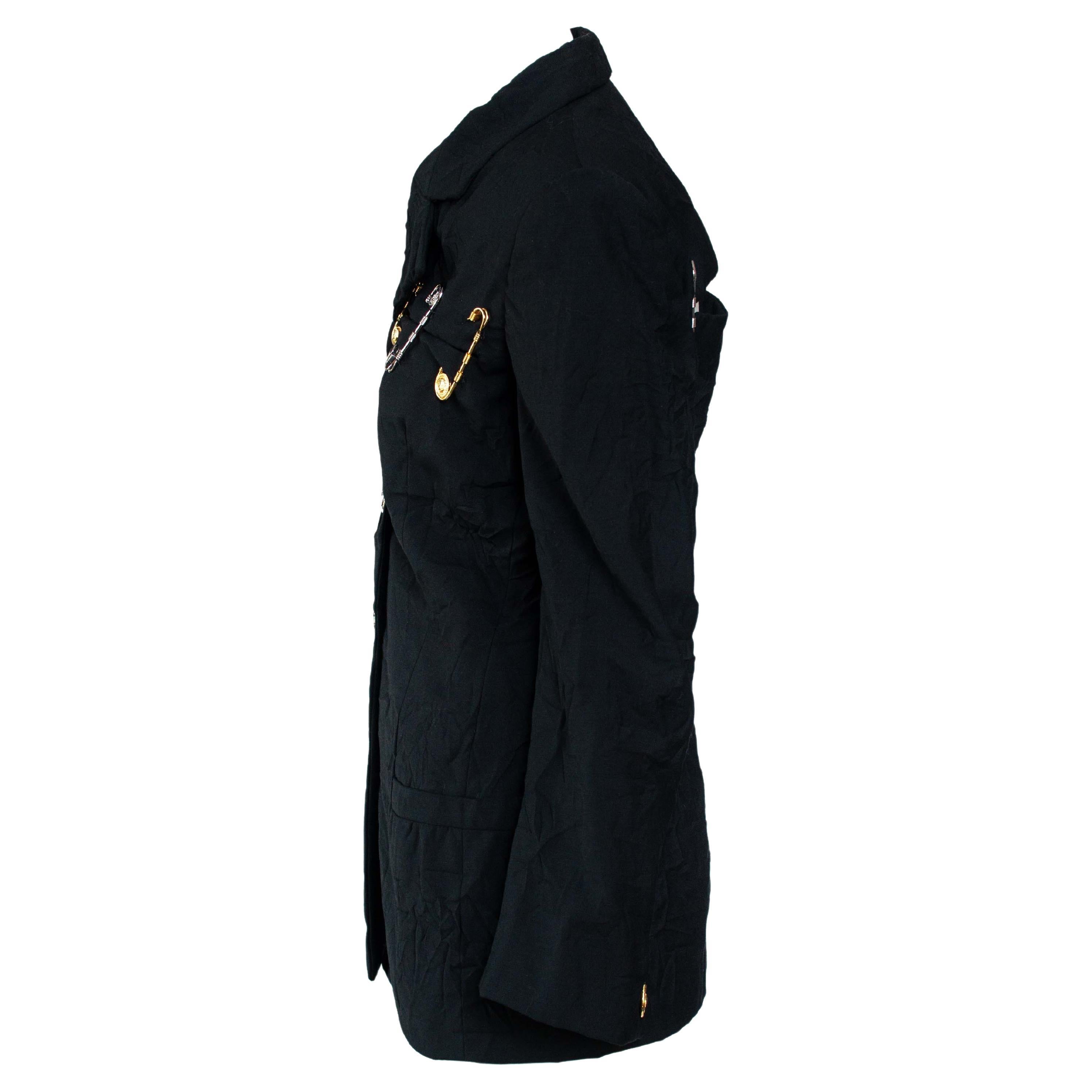 Nero S/S 1994 Gianni Versace Couture Medusa Safety Pin Blazer Runway in vendita