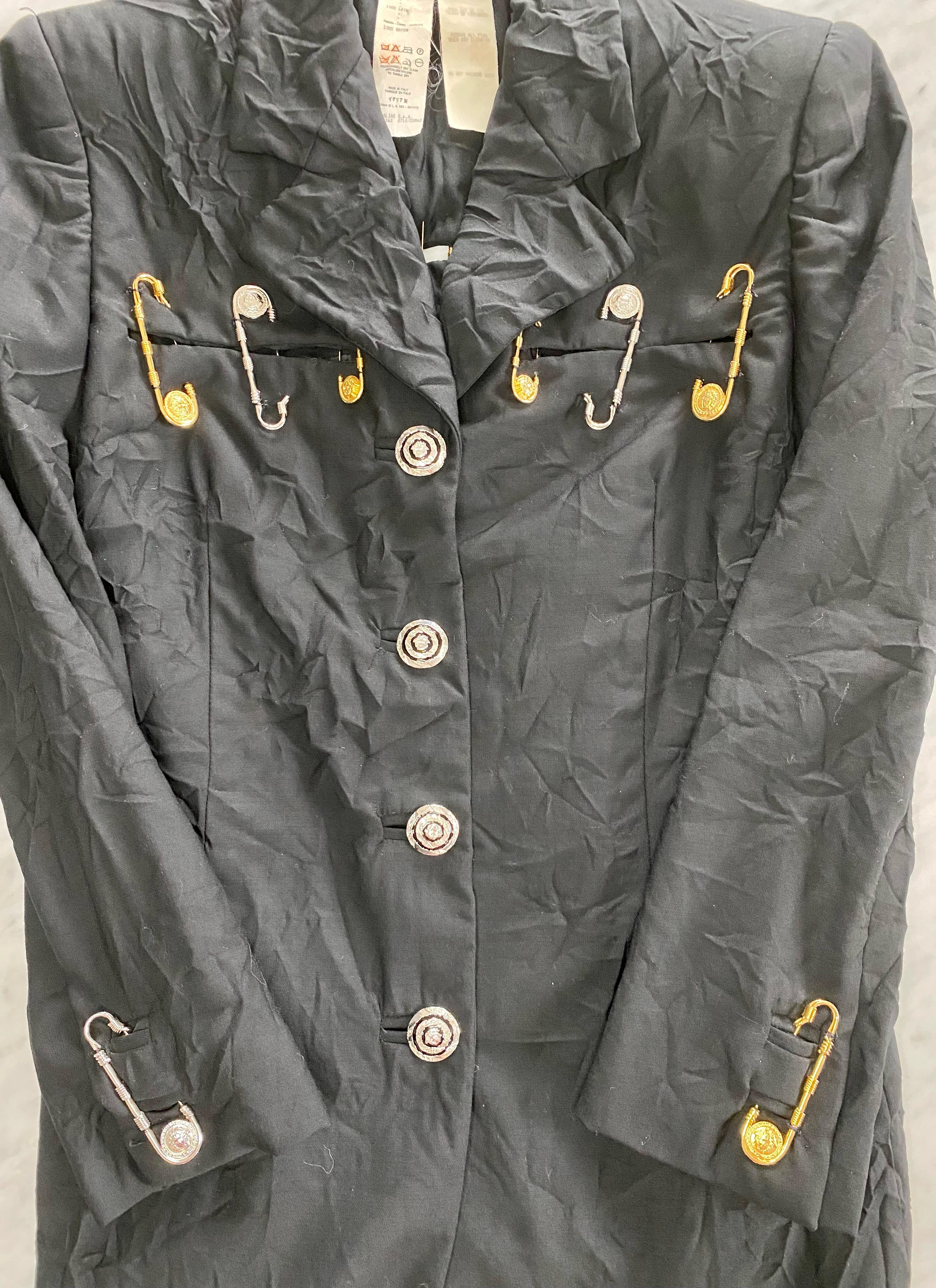 S/S 1994 Gianni Versace Couture Medusa Safety Pin Blazer Runway  For Sale 1