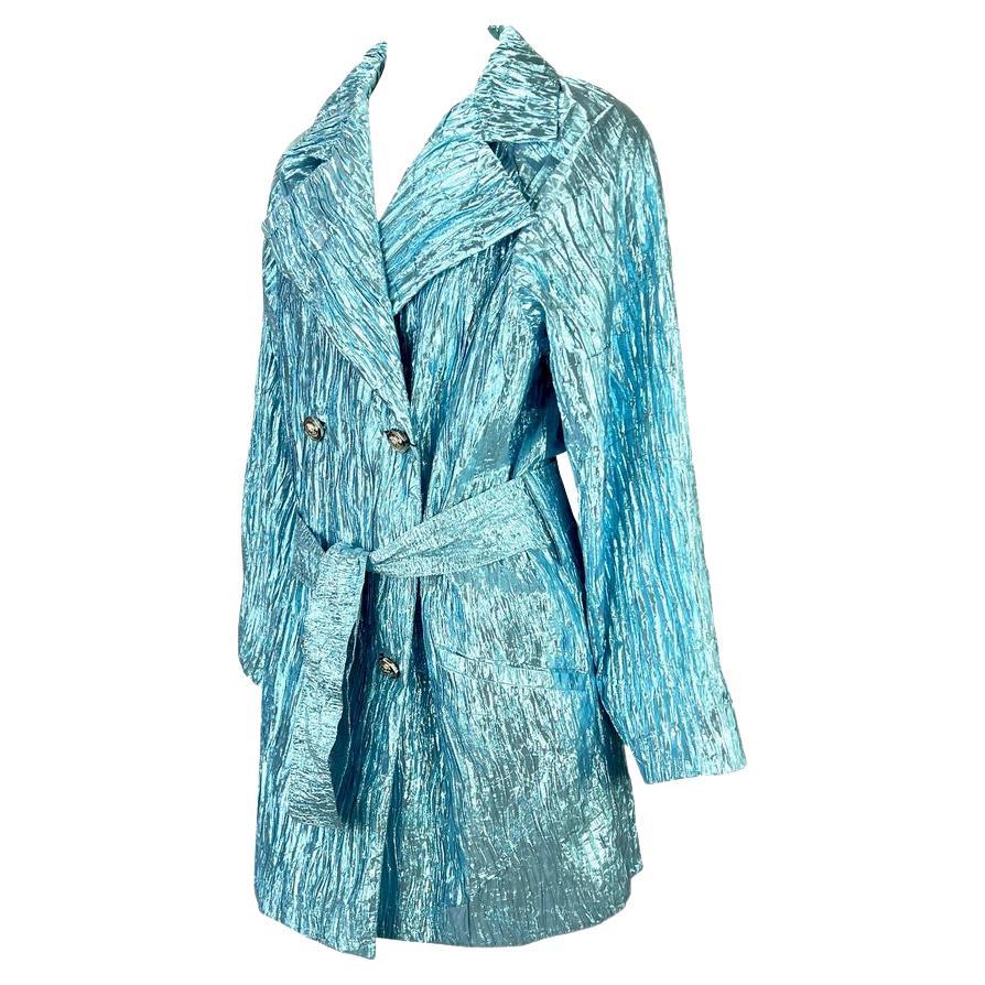 S/S 1994 Gianni Versace Couture NWT Blue Metallic Crinkled Lamé Medusa Coat  In Excellent Condition For Sale In West Hollywood, CA