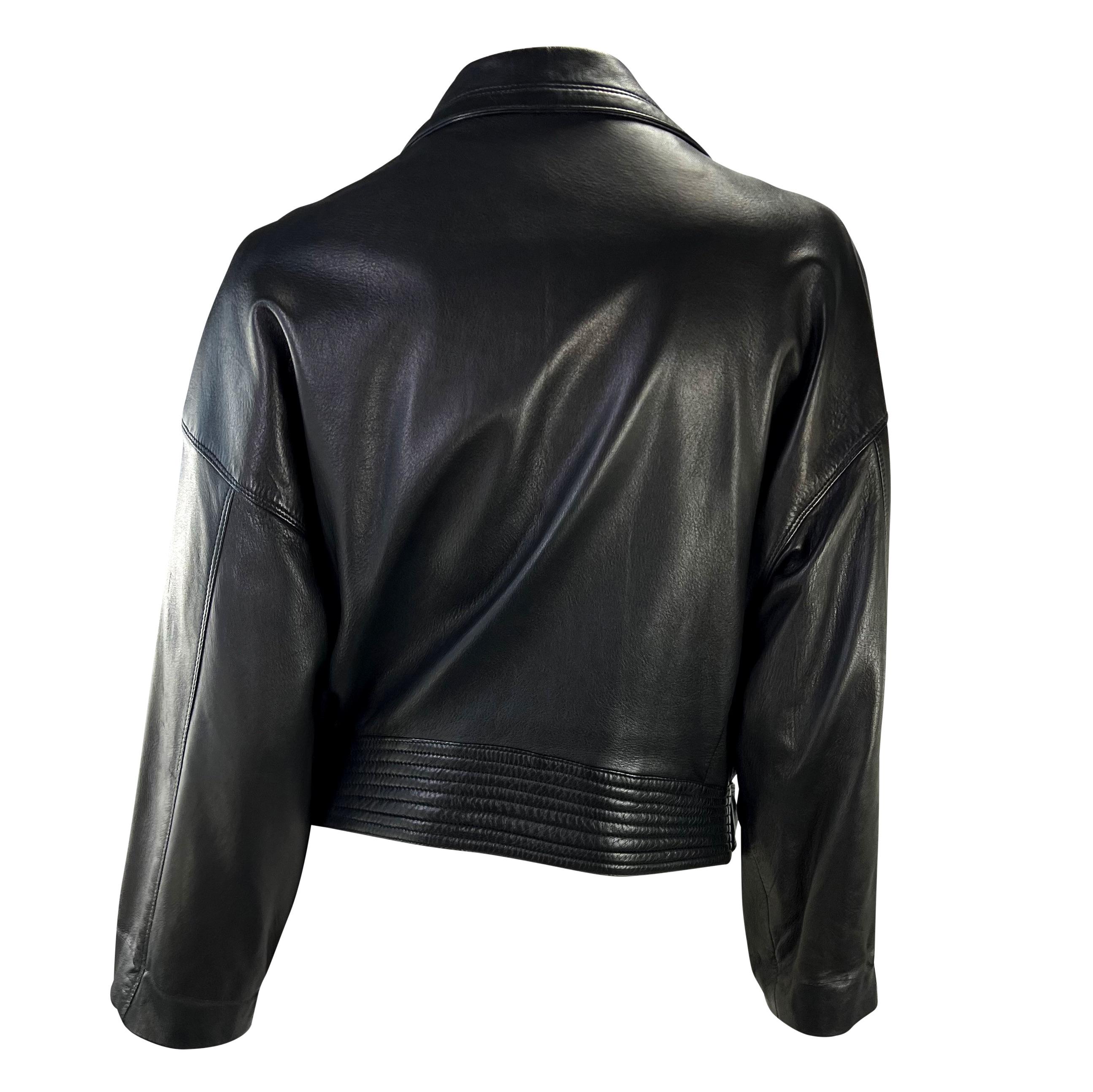 S/S 1994 Gianni Versace Medusa Safety Pin Leather Belted Moto Jacket en vente 2
