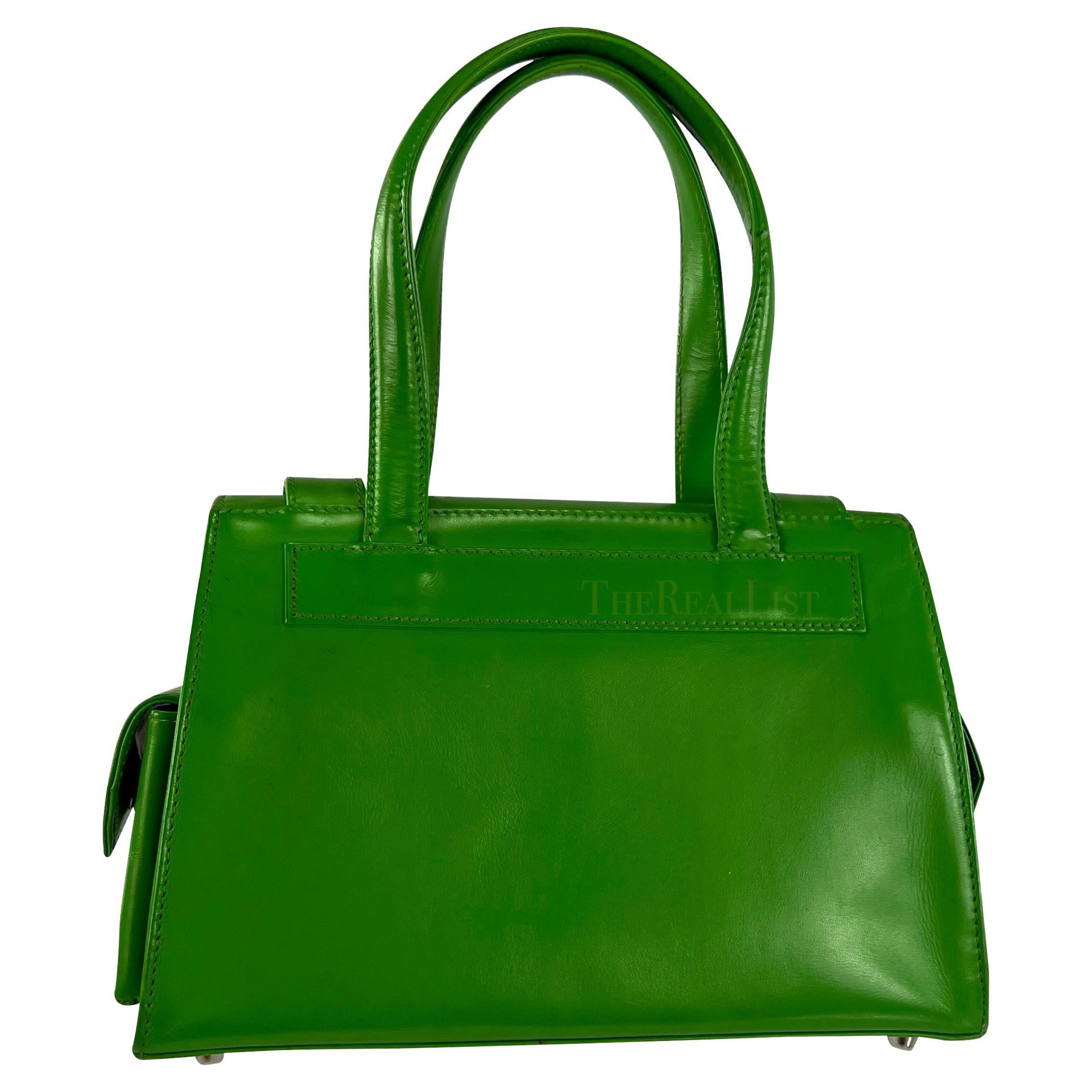S/S 1994 Gianni Versace Vintage Mini Green Leather Safety Pin Bag In Good Condition For Sale In West Hollywood, CA