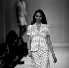 S/S 1995 Bill Blass Runway Pink White Tweed Short Sleeve Belted Skirt Suit