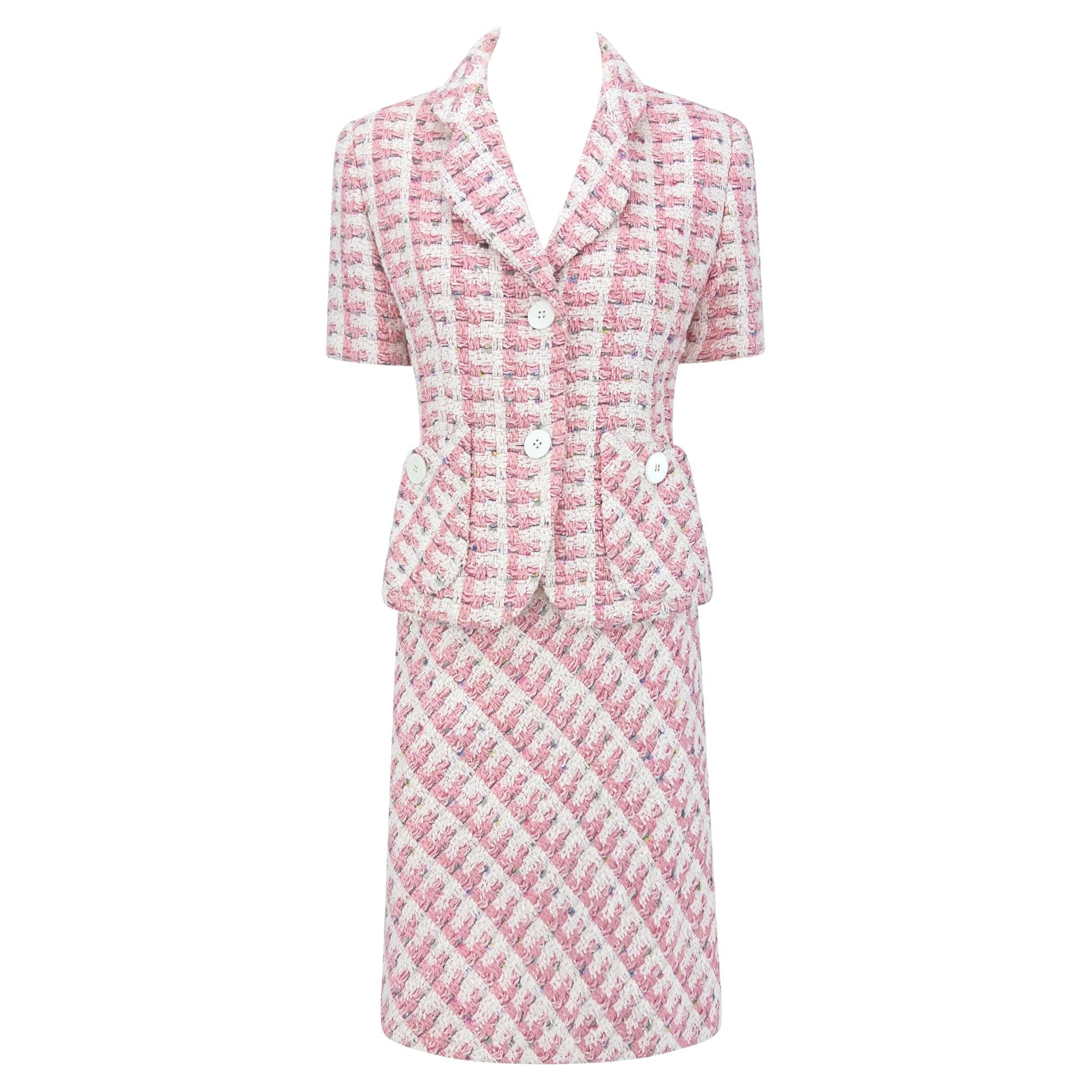 S/S 1995 Bill Blass Runway Pink White Tweed Short Sleeve Belted Skirt Suit US4 For Sale