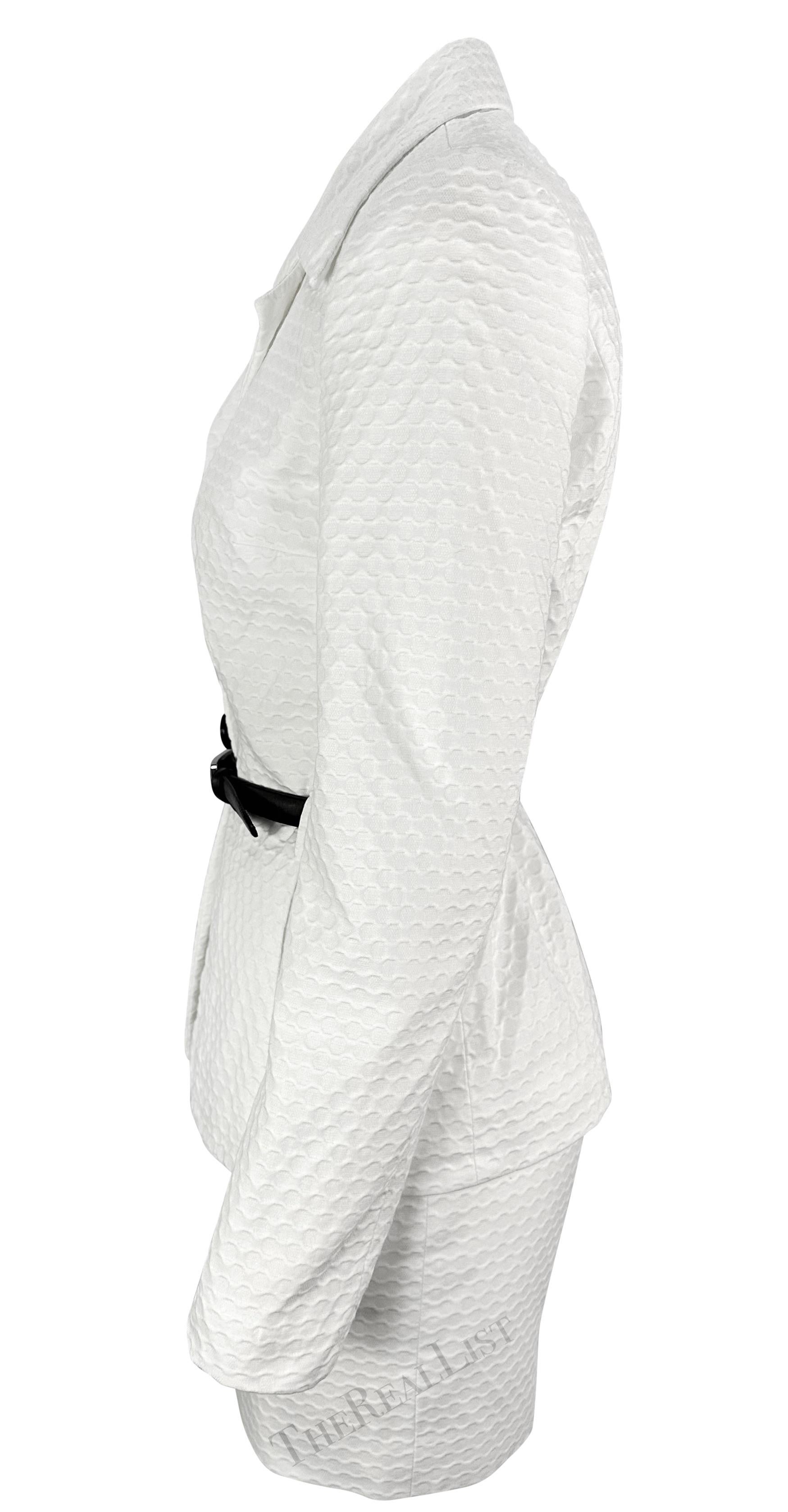 S/S 1995 Dolce & Gabbana Belted White Waffle Knit Mini Skirt Suit In Excellent Condition For Sale In West Hollywood, CA