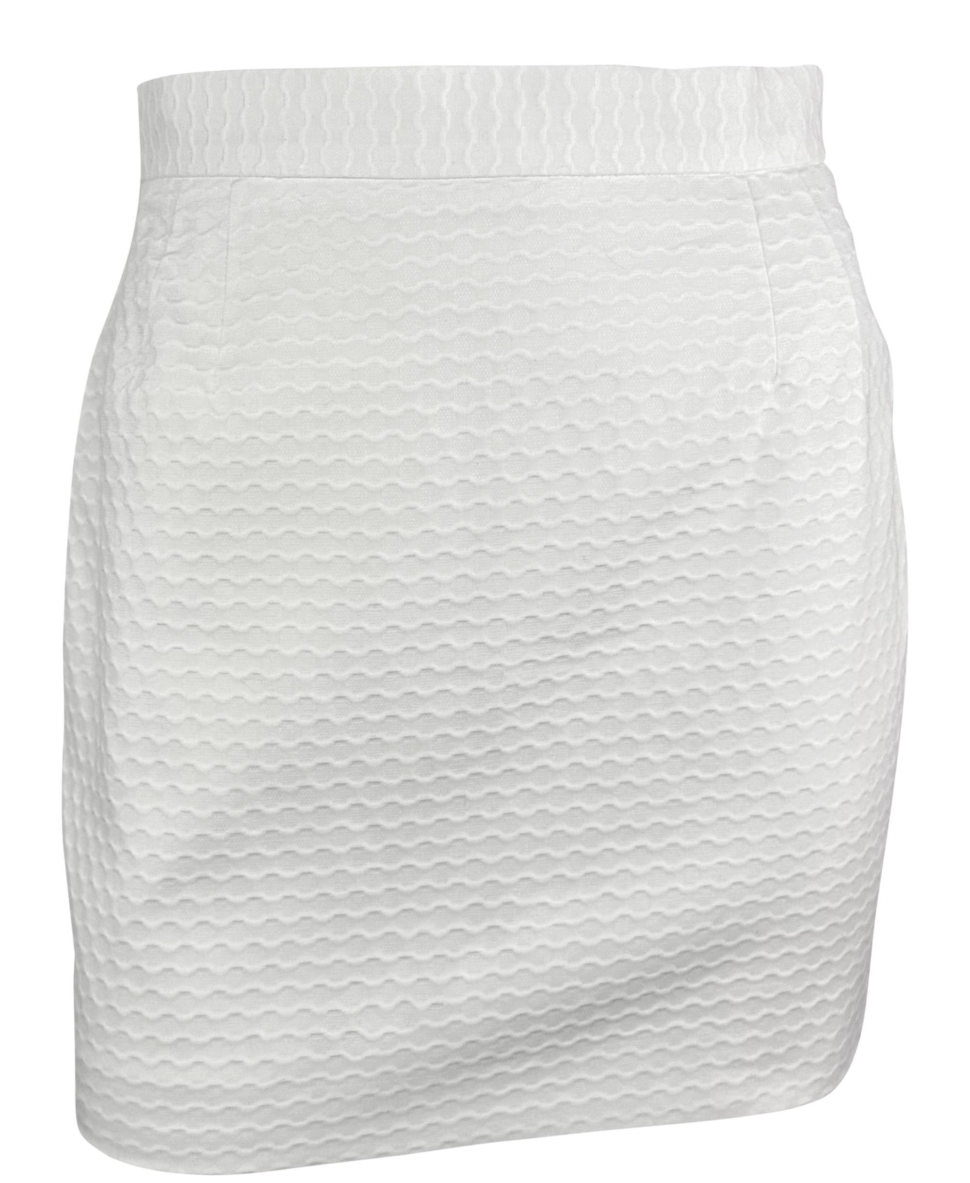 S/S 1995 Dolce & Gabbana Belted White Waffle Knit Mini Skirt Suit For Sale 3