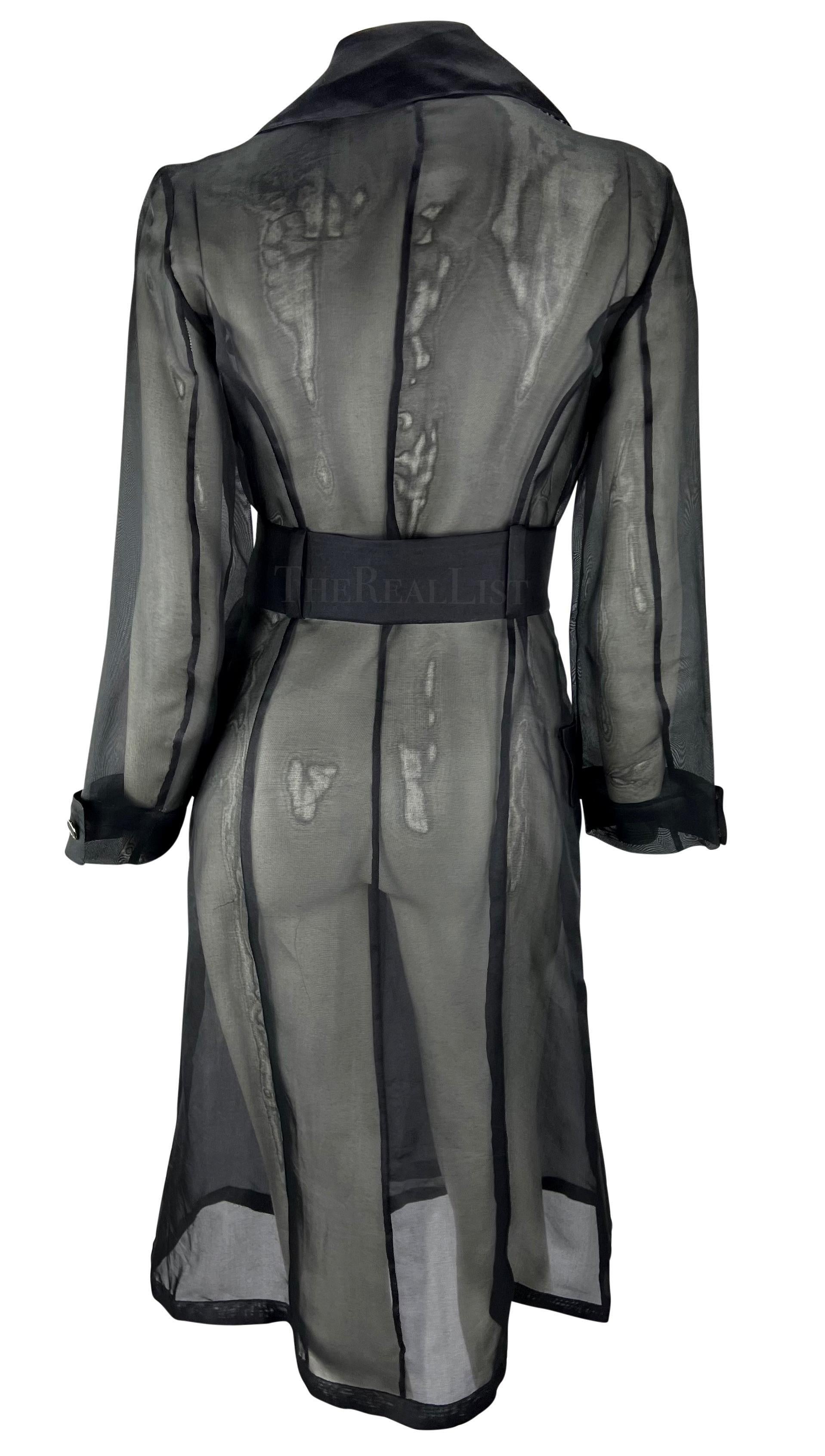 P/E 1995 Dolce & Gabbana: Trench doppiopetto in seta trasparente nera In condizioni ottime in vendita a West Hollywood, CA