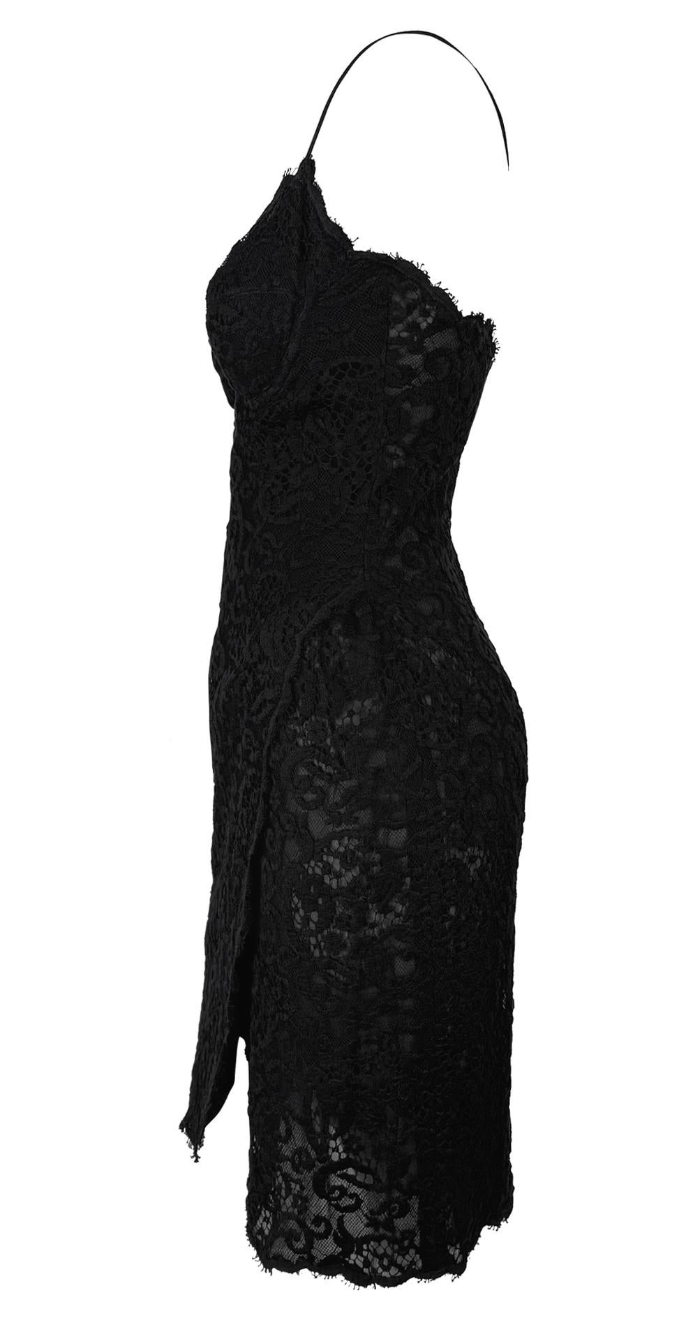 S/S 1995 Donna Karan Laufsteg Schwarzes geblümtes Spitzenkleid Damen im Angebot