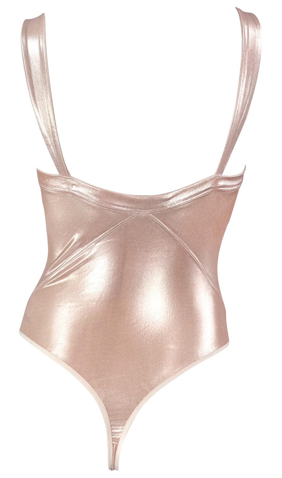 F/S 1995 Donna Karan Schimmerndes Metallic Blush Pink Bodycon Stretch Bodysuit Top im Zustand „Hervorragend“ im Angebot in West Hollywood, CA