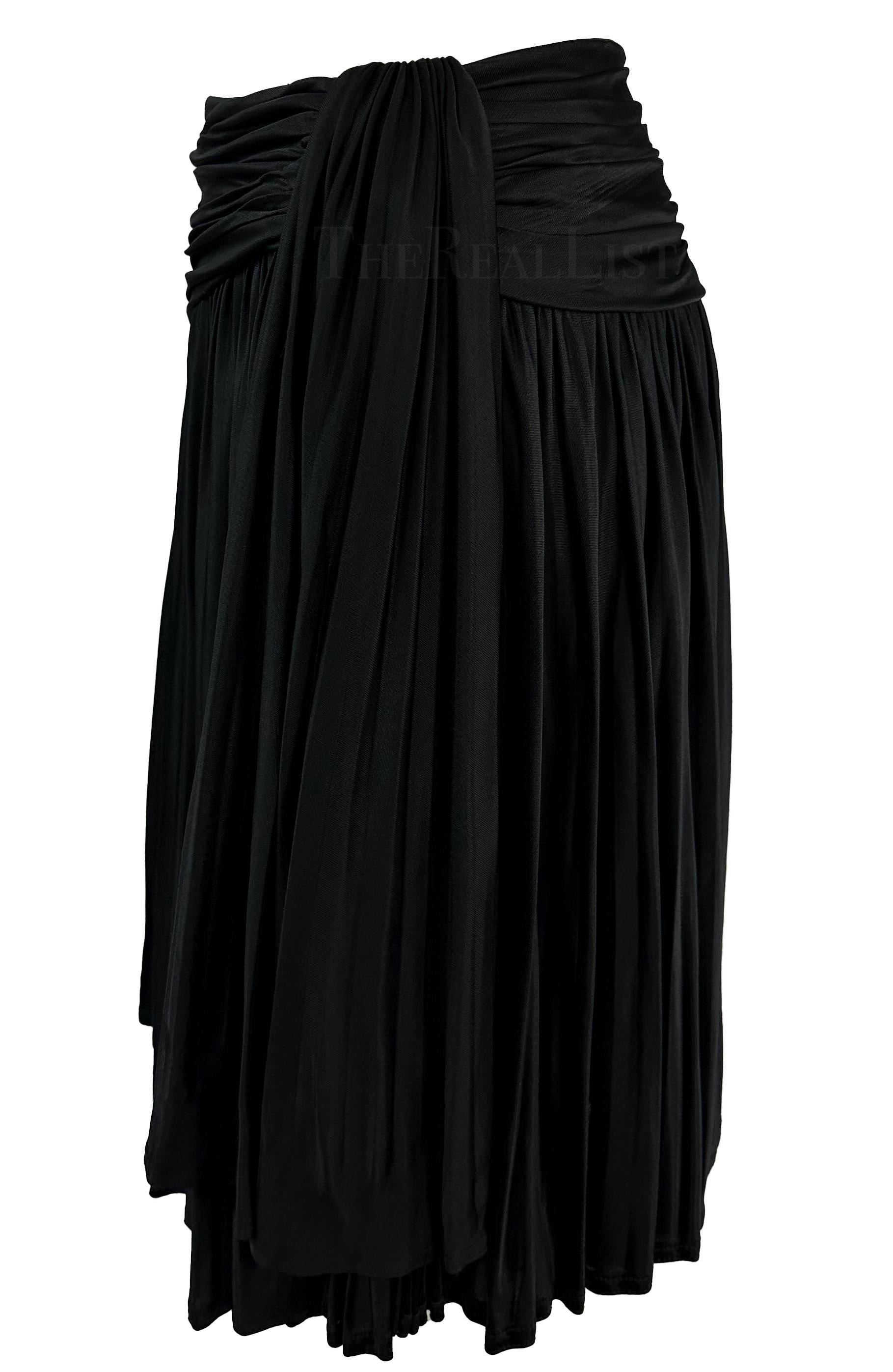 S/S 1995 Gianni Versace Black Pleated Faux Wrap Flare Skirt In Excellent Condition For Sale In West Hollywood, CA