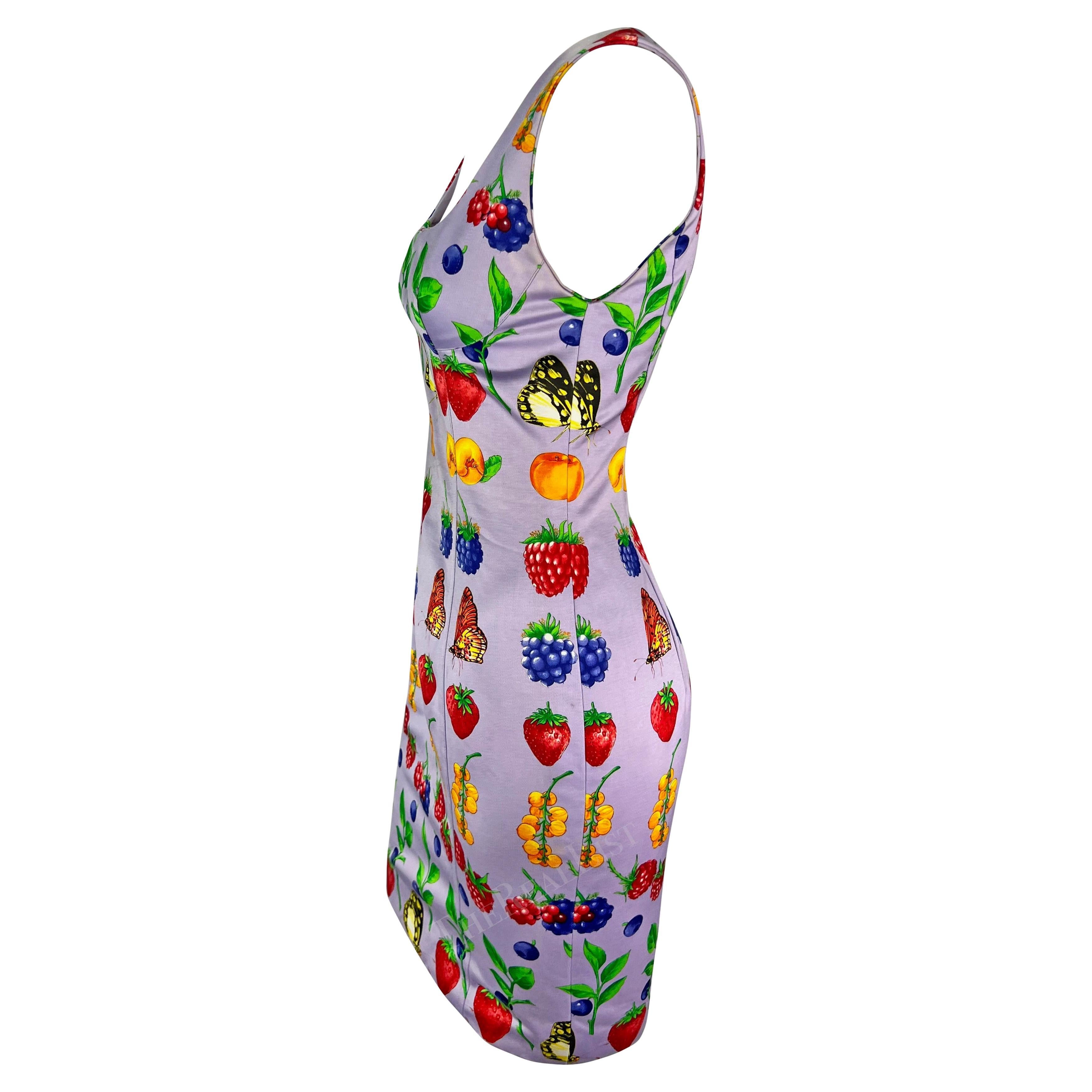 S/S 1995 Gianni Versace Butterfly Berry Garden Print Lavender Pencil Dress In Excellent Condition For Sale In West Hollywood, CA