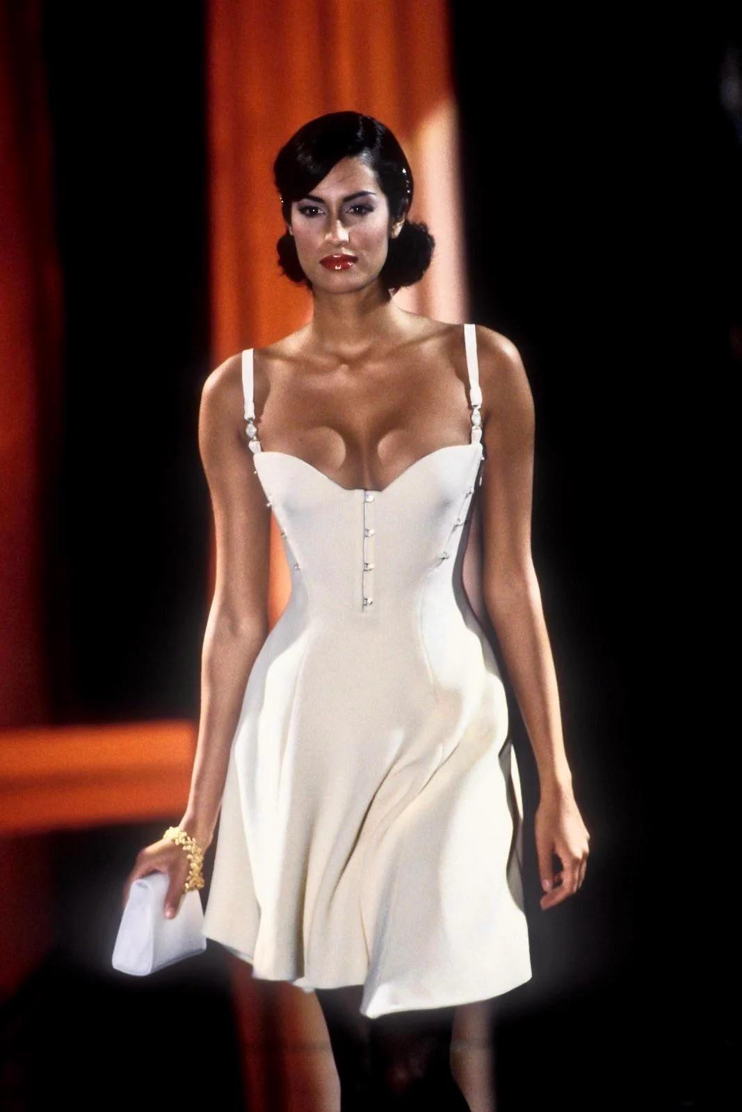 S/S 1995 Gianni Versace Couture Bustier Medusa Wool Black Dress For Sale 7