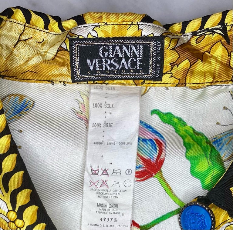 Women's S/S 1995 Gianni Versace Couture Lady Bug Garden Baroque Print Button Up Silk Top For Sale