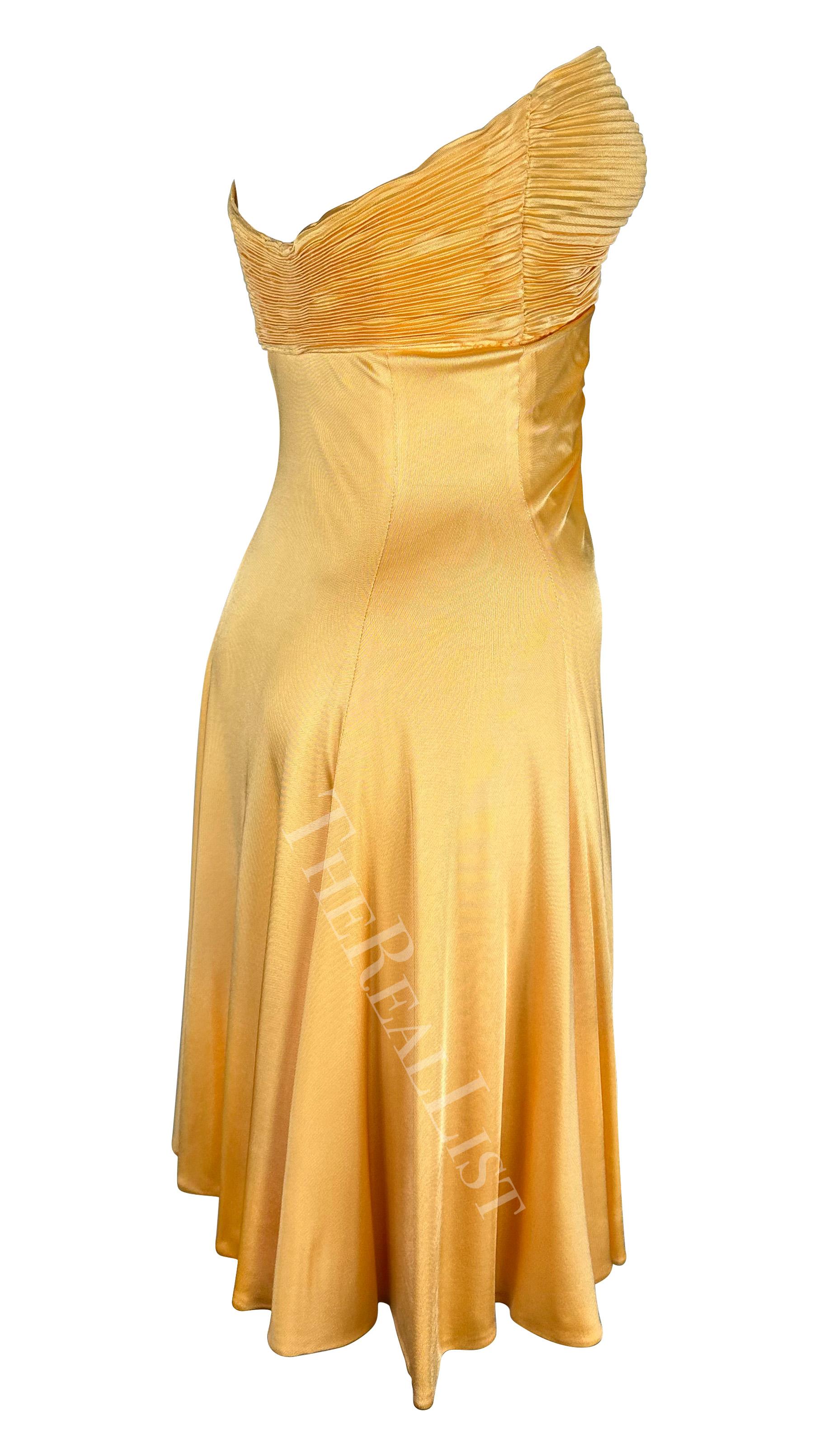 S/S 1995 Gianni Versace Couture Light Orange Yellow Flare Strapless Dress In Excellent Condition For Sale In West Hollywood, CA