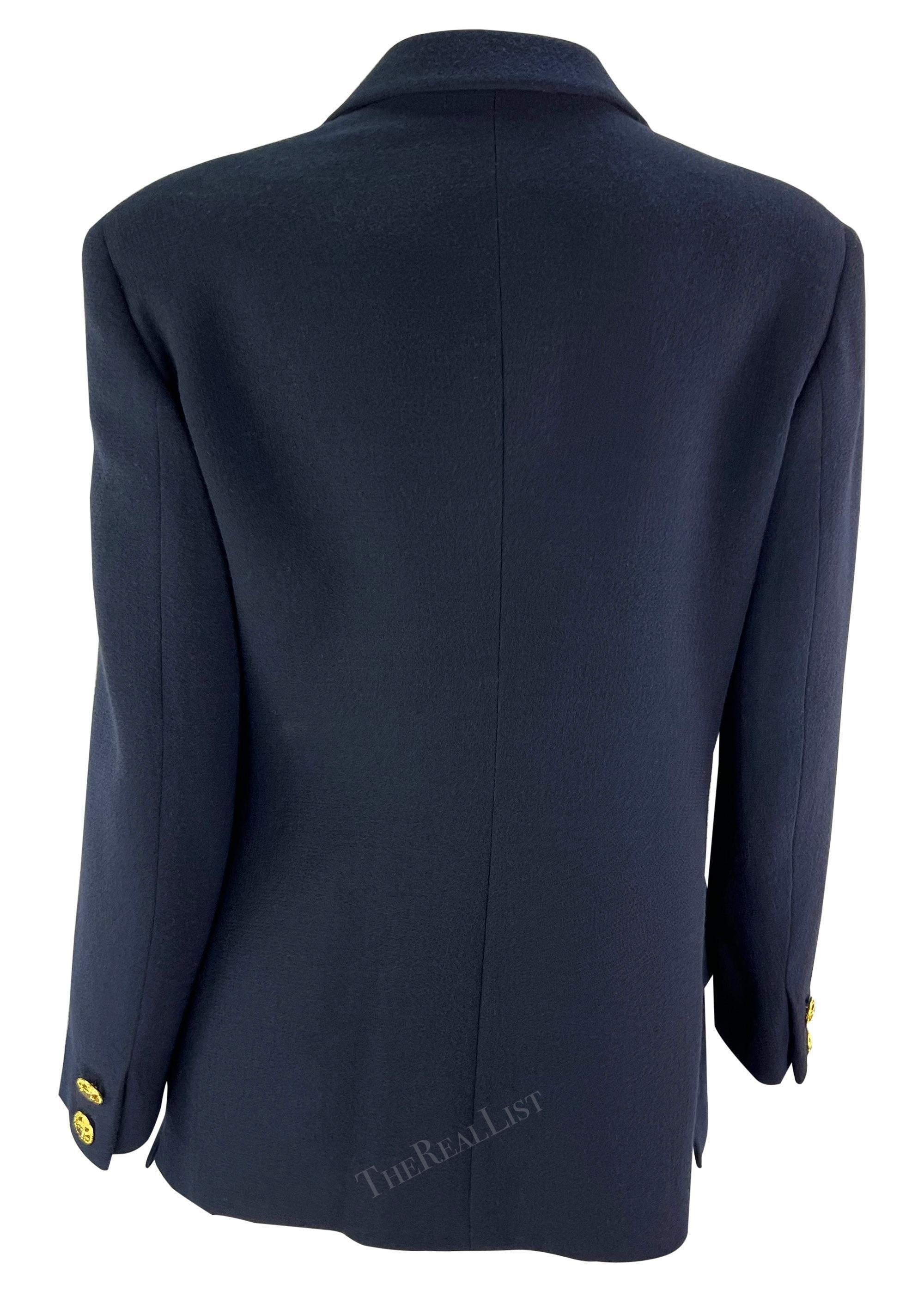 Blazer Medusa à double boutonnage bleu marine, défilé Gianni Versace P/E 1995 en vente 3