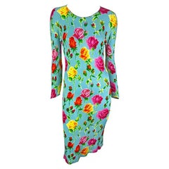 S/S 1995 Gianni Versace Pasarela Vestido Bodycon Floral Acanalado Azul Bebé