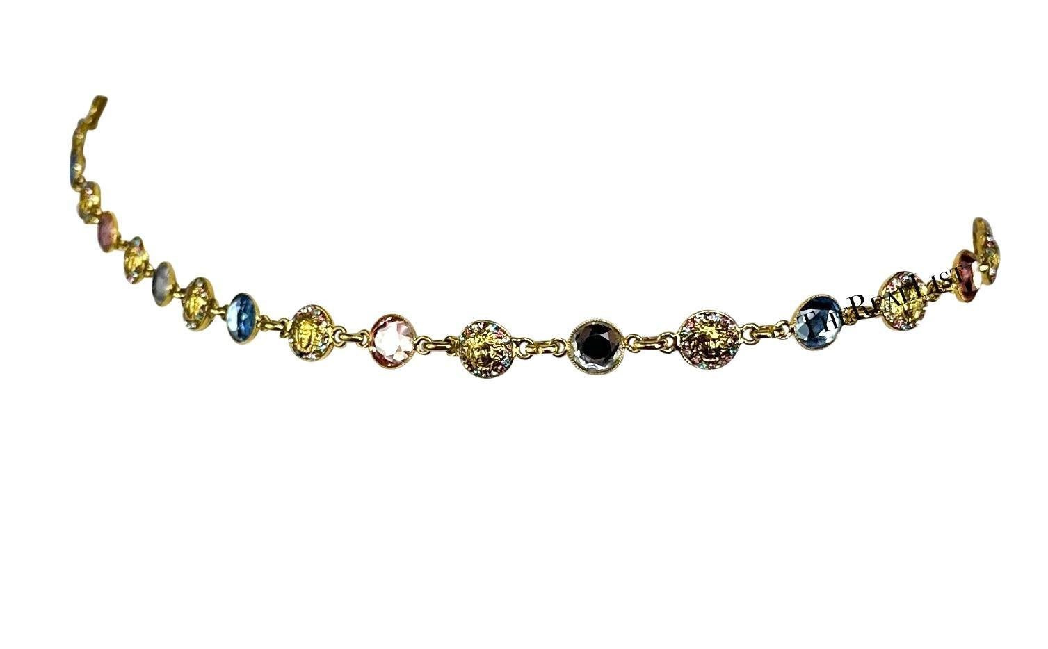 S/S 1995 Gianni Versace Thin Gold Tone Rhinestone Medusa Chain Belt im Angebot 2