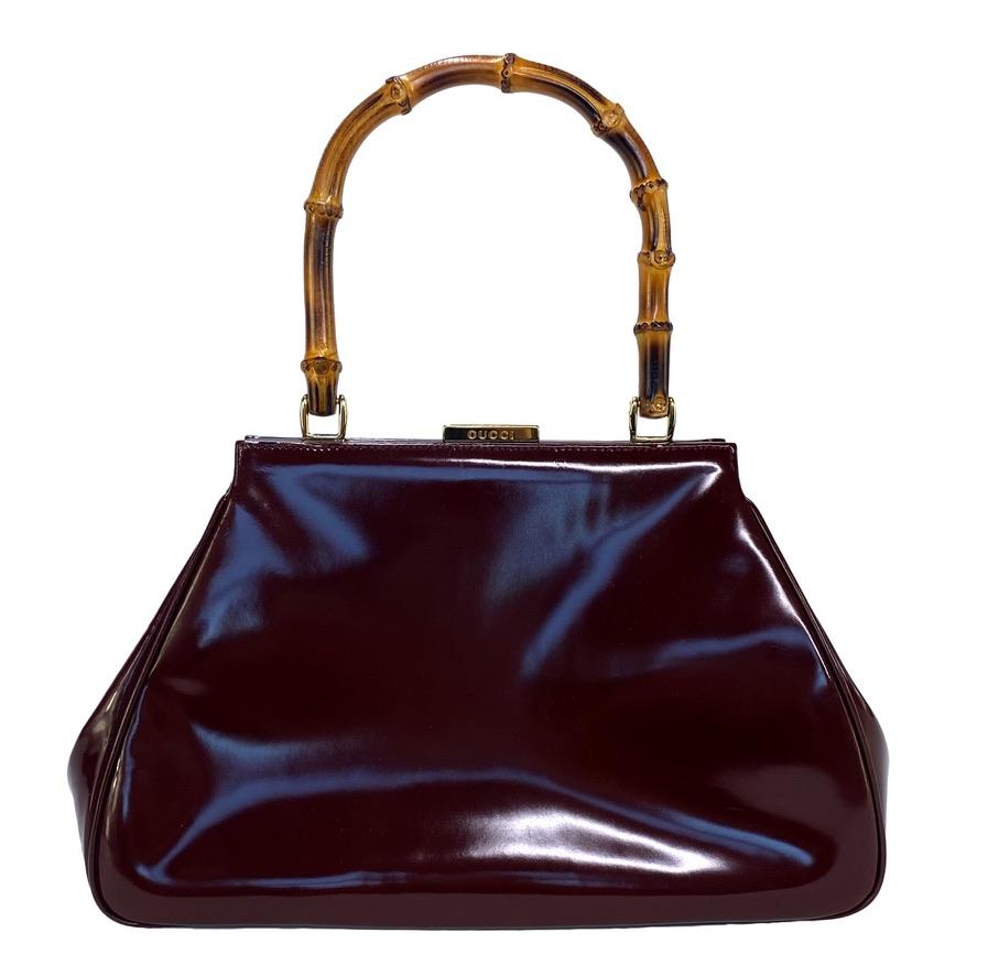 Presenting No one knows how to sell sexy better than designer Tom Ford. From Ford's first collection at the house of Gucci, the Spring/Summer 1995 collection, this bag embodies Ford's dedication to elevating classic designs and adding his thoughtful
