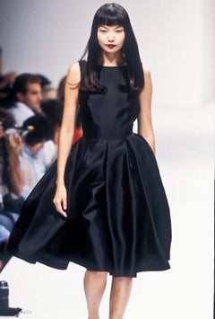 S/S 1995 Gucci by Tom Ford Runway Debut Structured Black Silk Dress