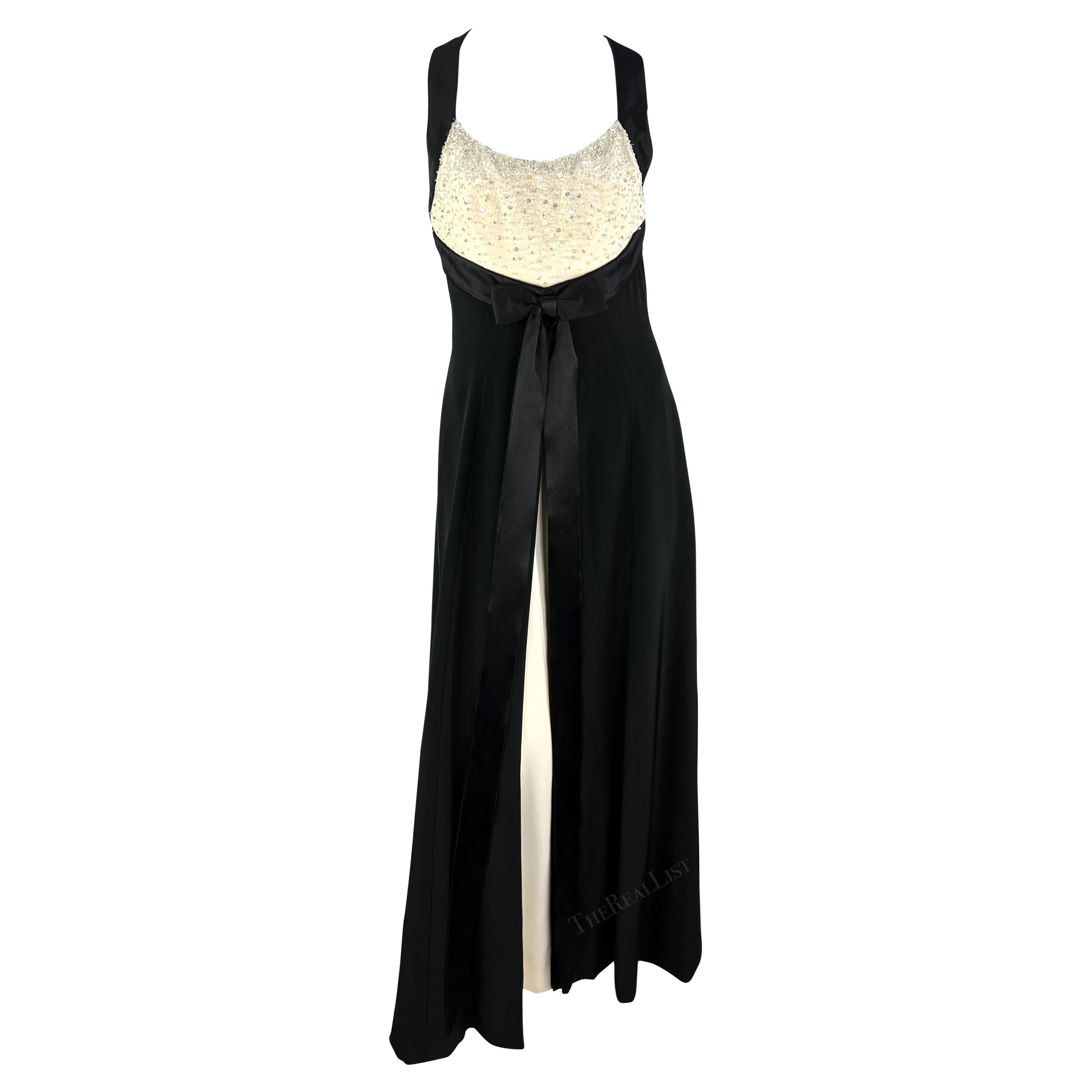 S/S 1995 Pasarela Jacques Fath Vestido con cinta de cuentas blanco y negro en venta