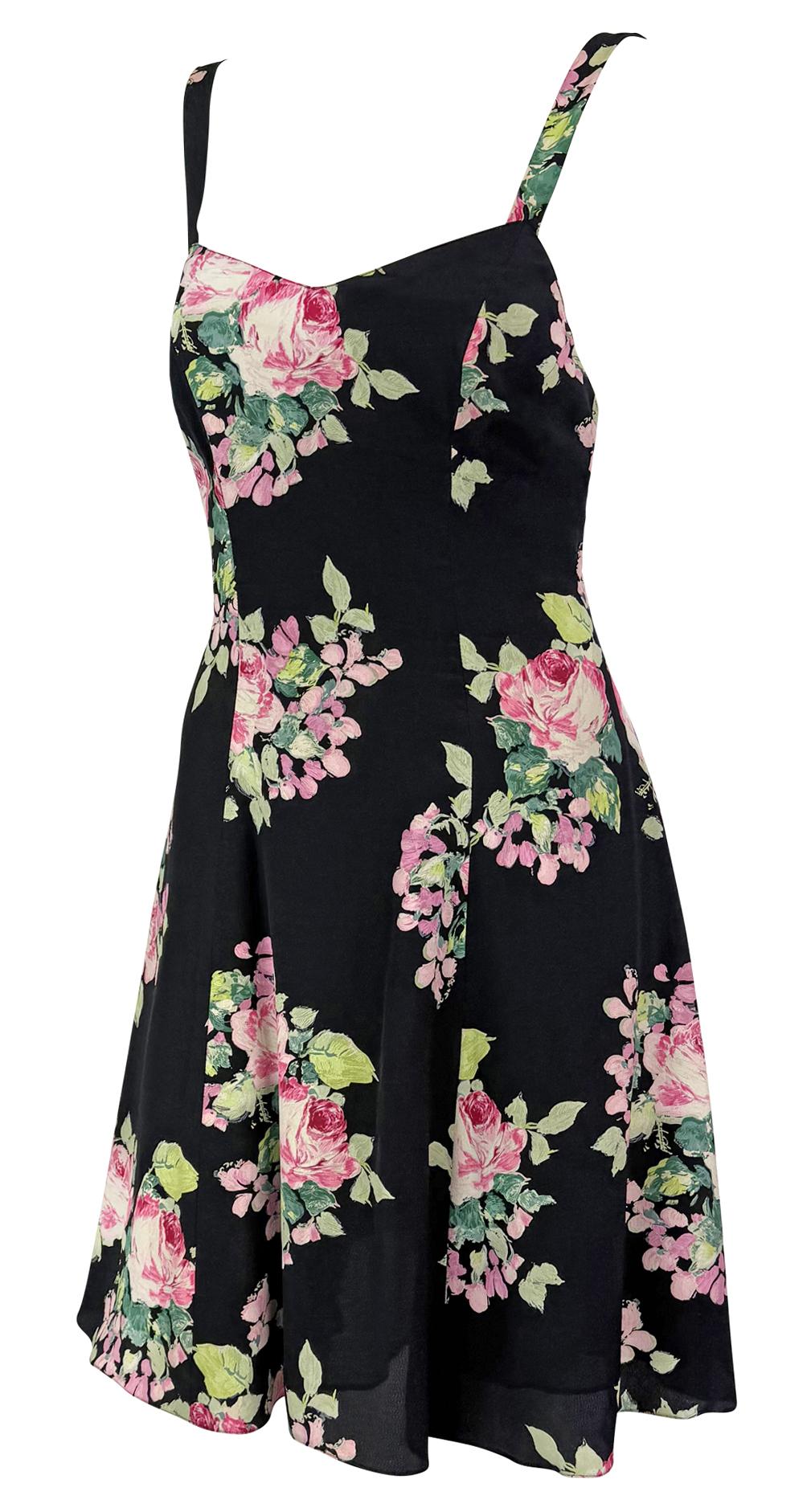 Robe évasée Kate Moss Runway en soie noire à fleurs roses Ralph Lauren, P/E 1995 Excellent état - En vente à West Hollywood, CA