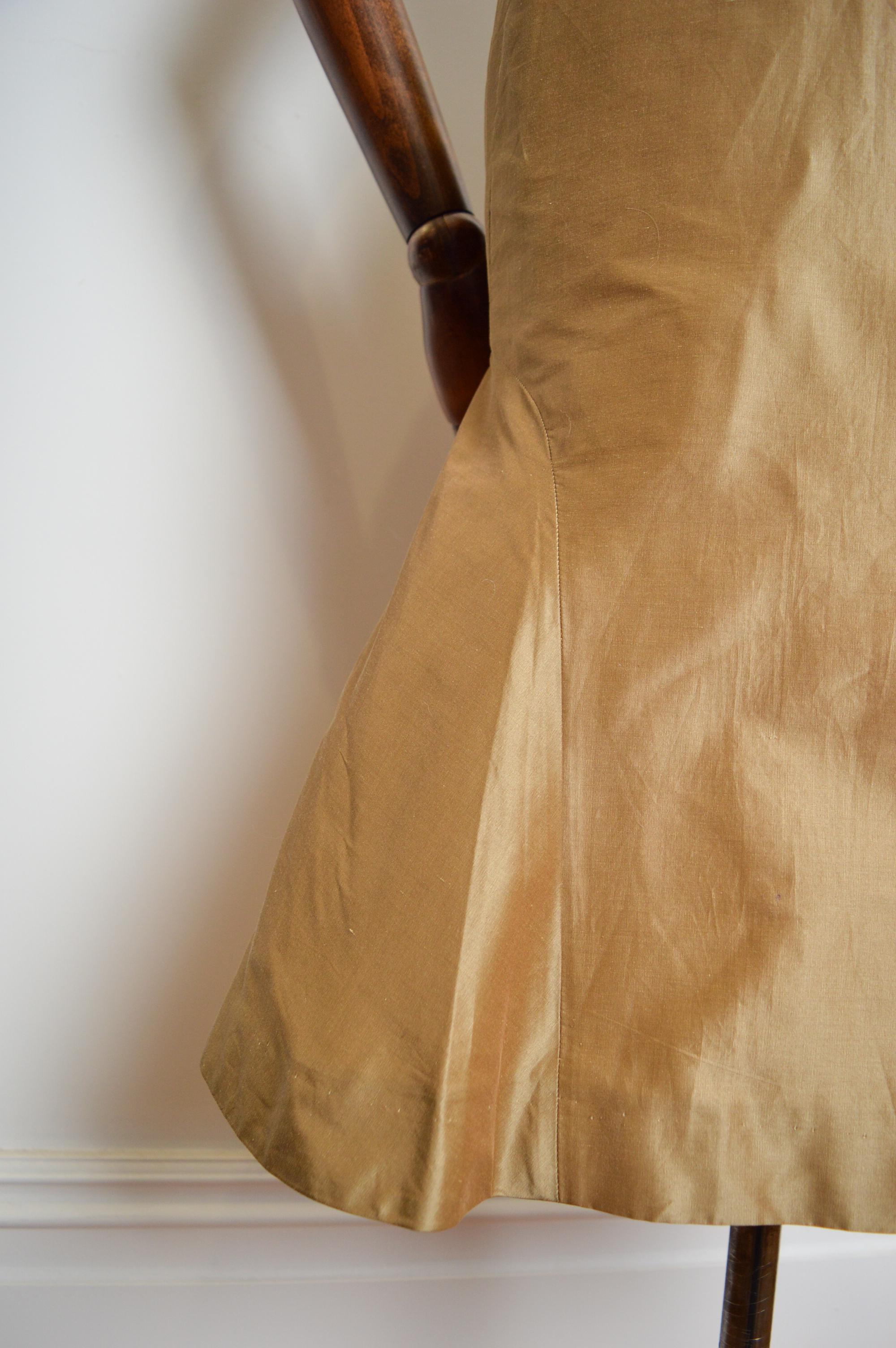 S/ S 1995 Vivienne Westwood Runway 'Erotic Zones' Gold Fishtail Pencil Skirt For Sale 2