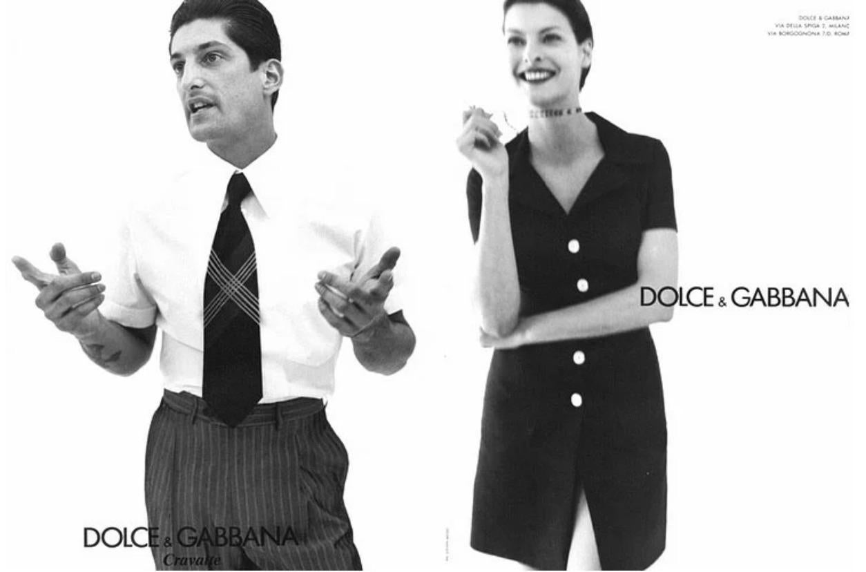 S/S 1996 Dolce & Gabbana Brown Silk Taffeta Collared Pocket Mini Dress In Excellent Condition For Sale In West Hollywood, CA