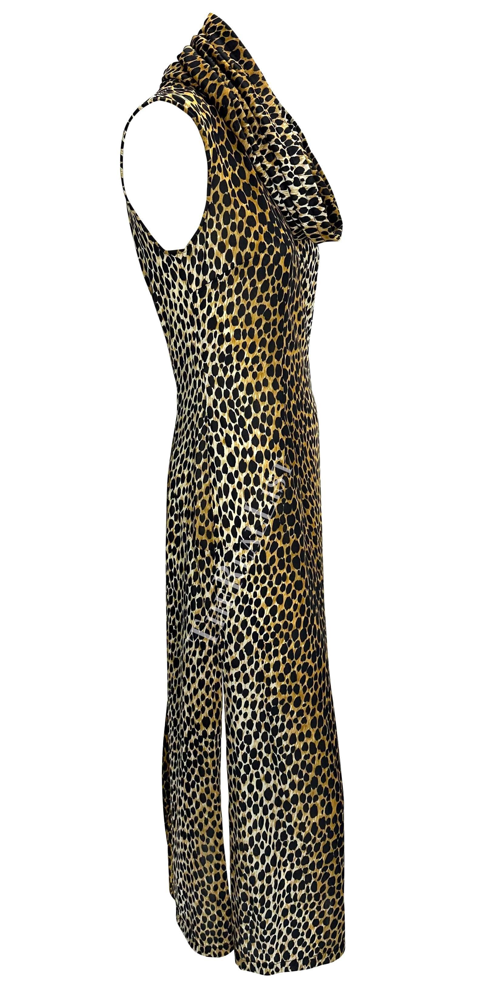 S/S 1996 Dolce & Gabbana Robe fendue à capuche en tissu stretch imprimé guépard en vente 9