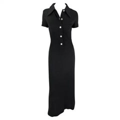 S/S 1996 Pasarela Dolce & Gabbana Maxivestido negro con cuello y botones en punta