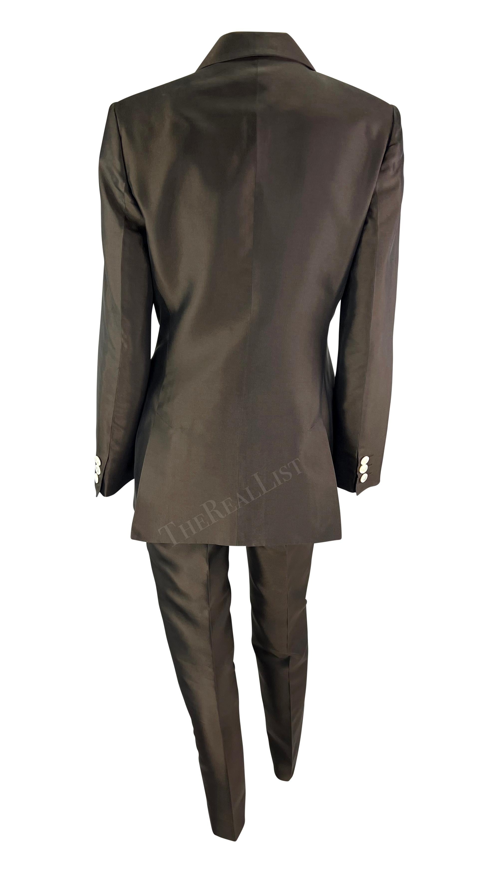 P/E 1996 Dolce & Gabbana - Tailleur doppiopetto in seta marrone in vendita 1