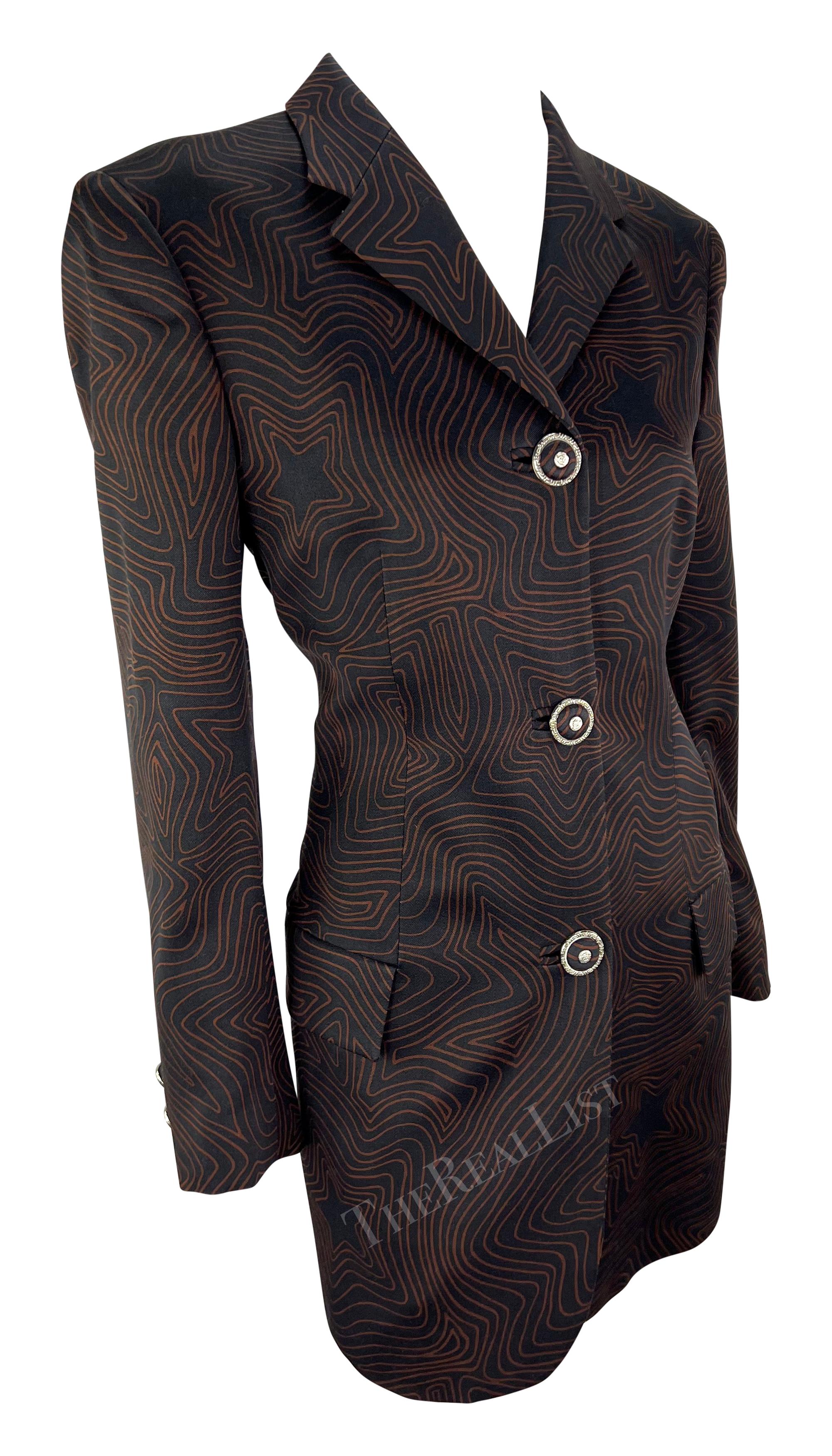 S/S 1996 Gianni Versace Black Brown Abstract Star Print Blazer For Sale 3