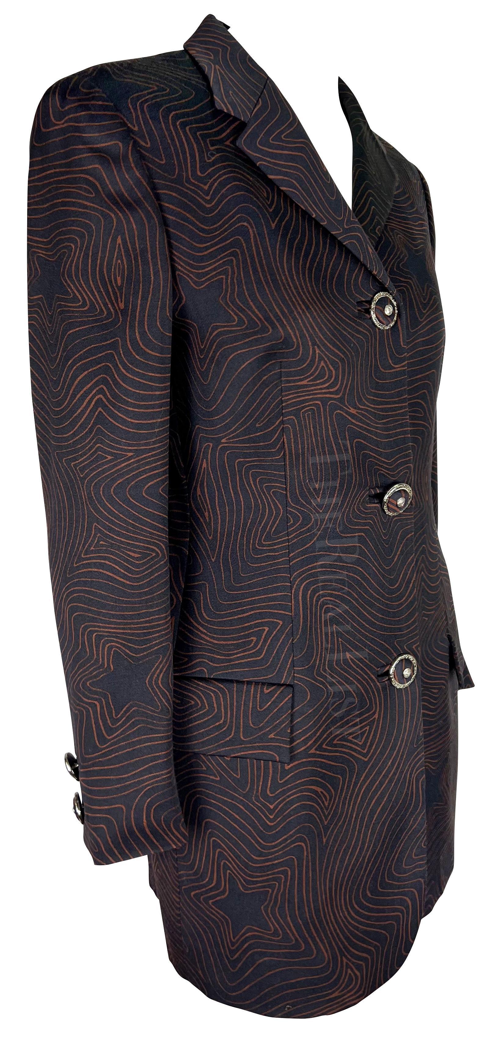 S/S 1996 Gianni Versace Blazer Medusa noir, marron, imprimé d'étoiles abstraites Pour femmes en vente