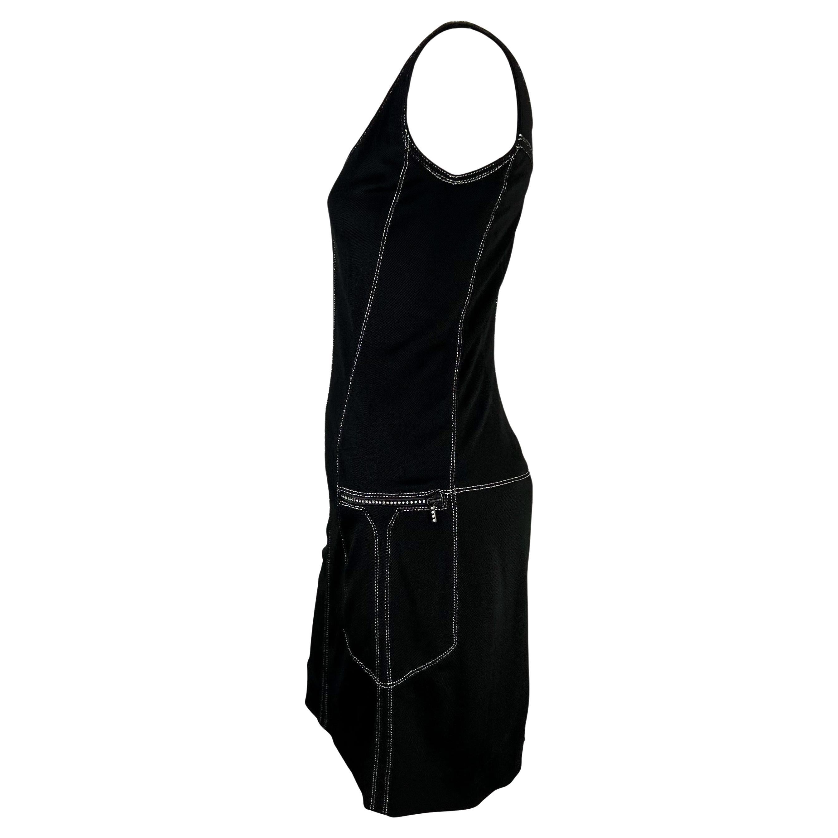 S/S 1996 Gianni Versace Couture Robe sans manches Méduse noire et argentée avec strasss Pour femmes en vente