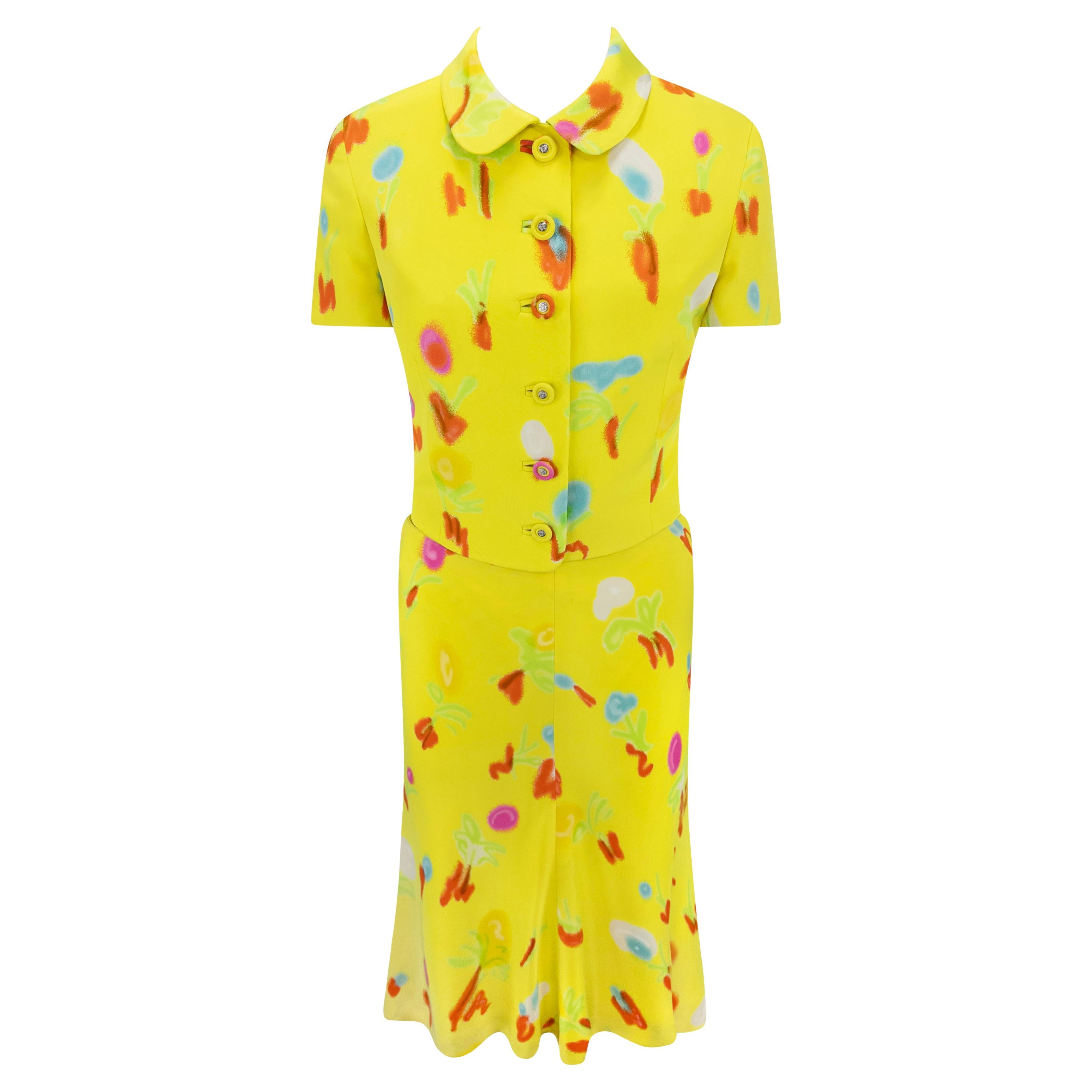 P/E 1996 Gianni Versace Abito a maniche corte giallo neon con graffiti floreali in vendita