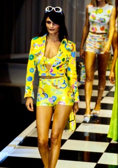 S/S 1996 Gianni Versace White Graffiti Floral Medusa Button Jacket