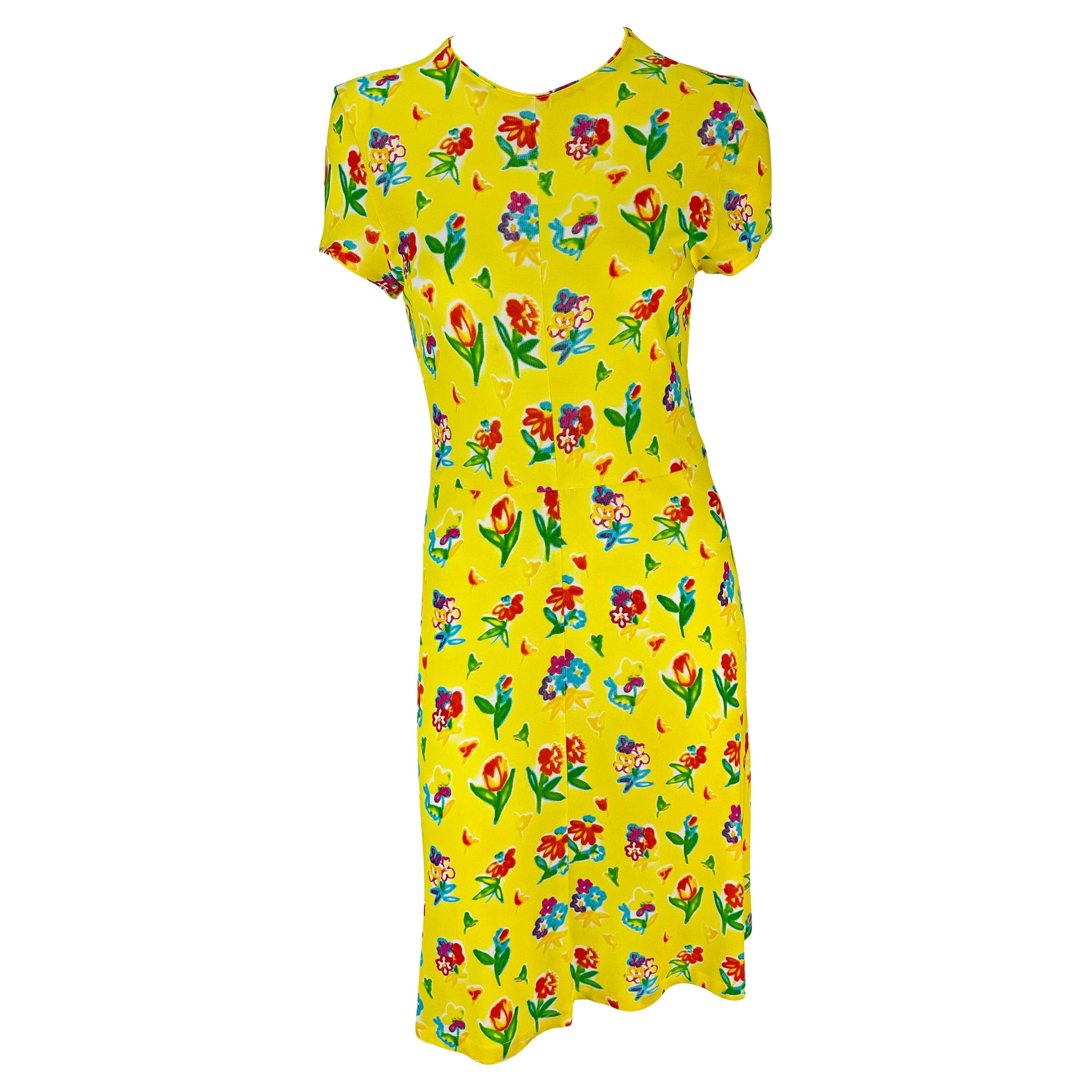 S/S 1996 Gianni Versace Yellow Floral Short Sleeve Viscose Midi Dress For Sale
